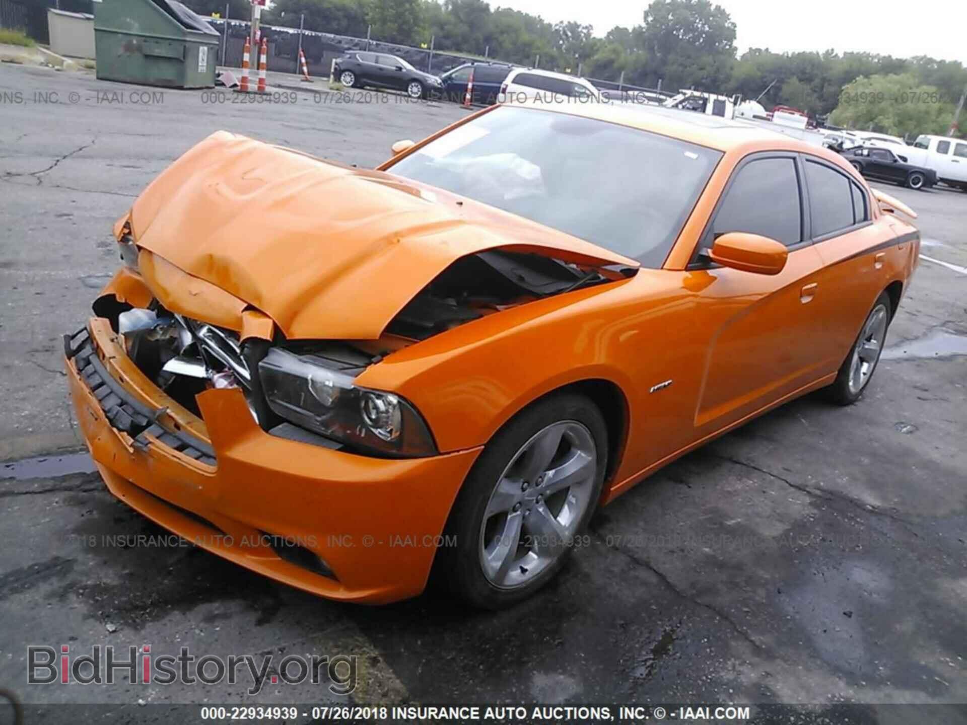 2014 Dodge CHARGER (VIN 2C3CDXCT2EH147685) — photo 2 of 10