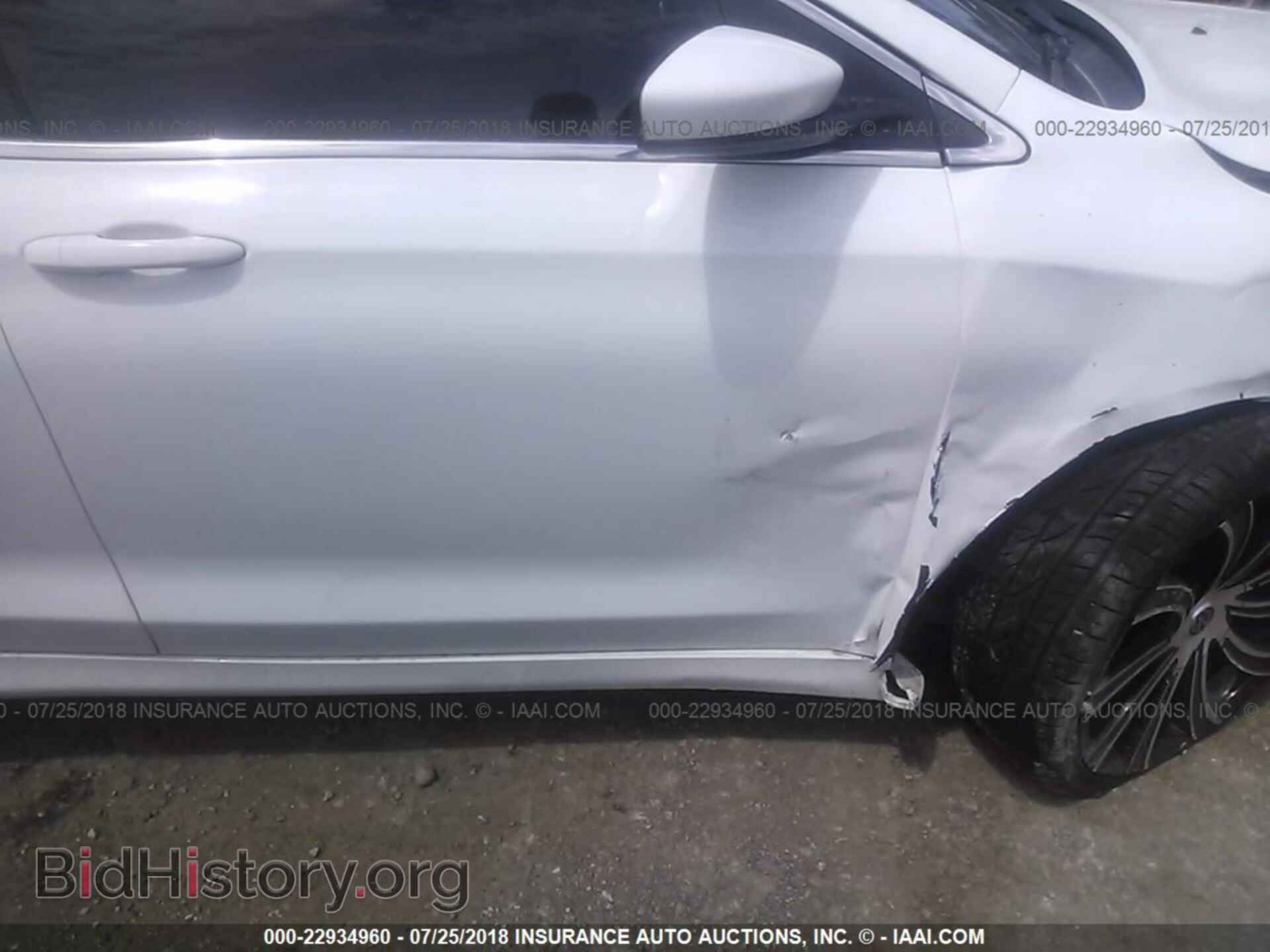 2015 Chrysler 200 - VIN: 1C3CCCAB8FN637420 - Photo 6
