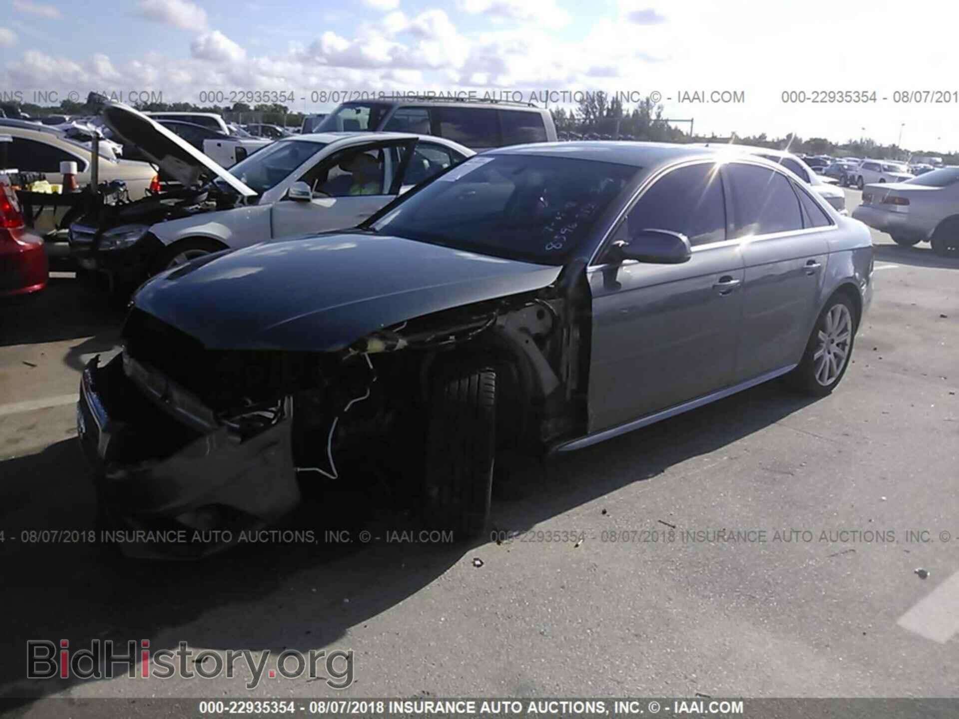 2012 Audi A4 - VIN: WAUEFAFL1CA118596 - Photo 2