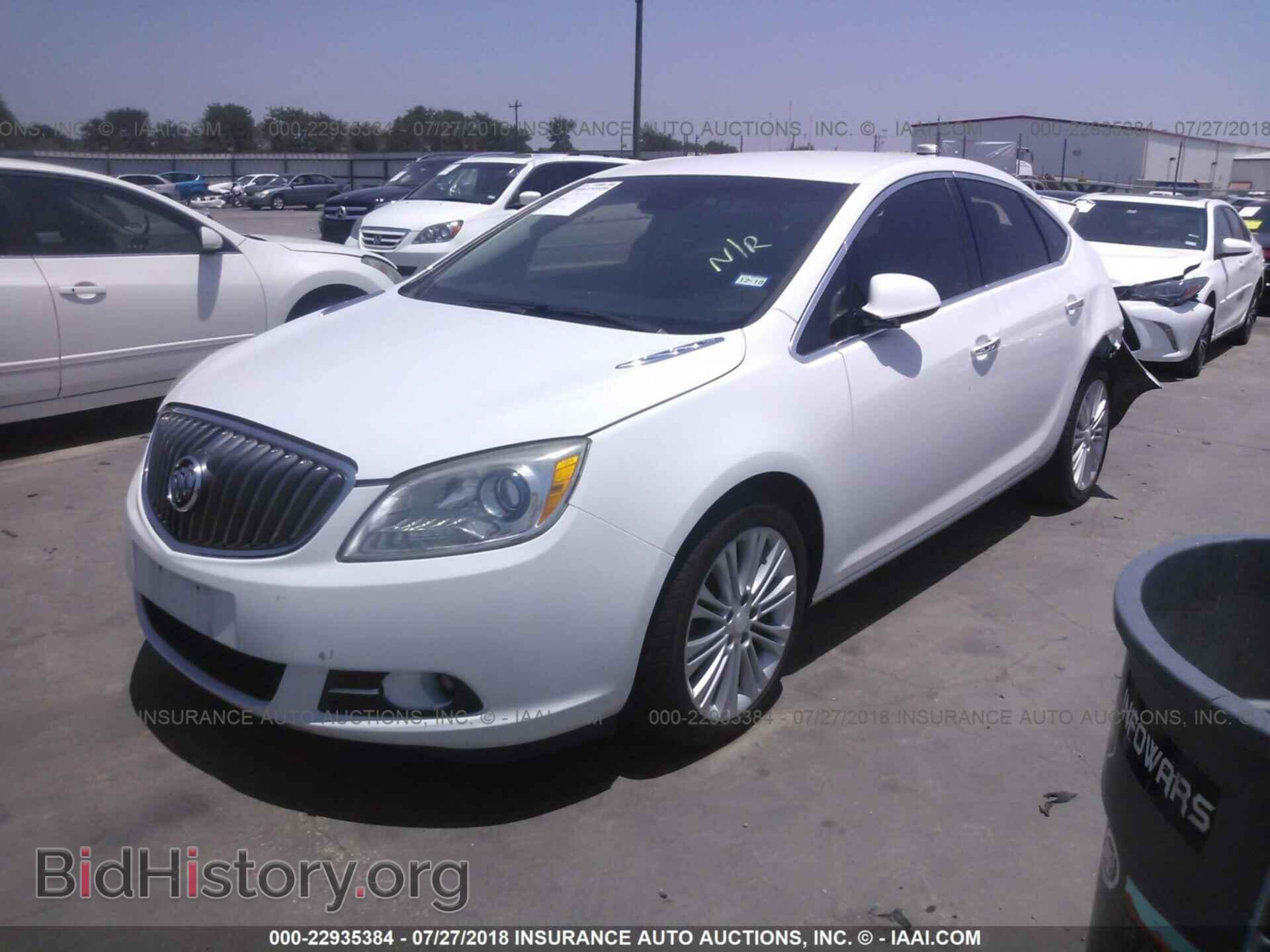 2013 Buick Verano - VIN: 1G4PP5SK2D4172806 - Photo 2