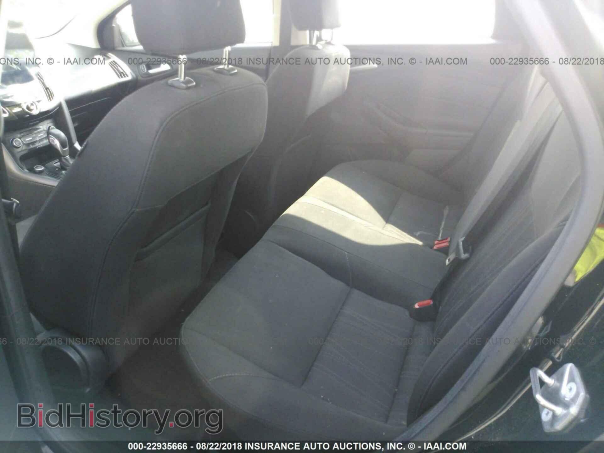 2017 Ford Focus - VIN: 1FADP3H2XHL283768 - Фото 8