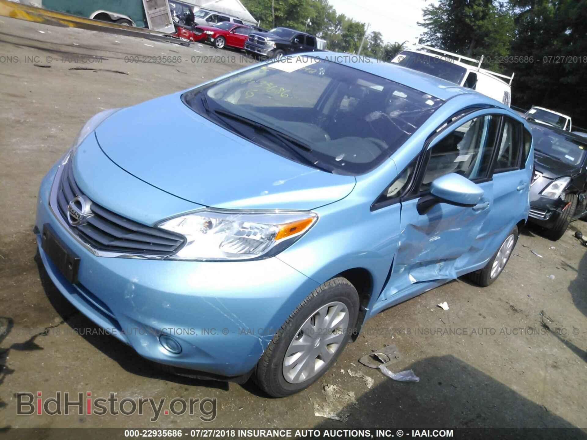2015 Nissan Versa note - VIN: 3N1CE2CP5FL442760 - Фото 2