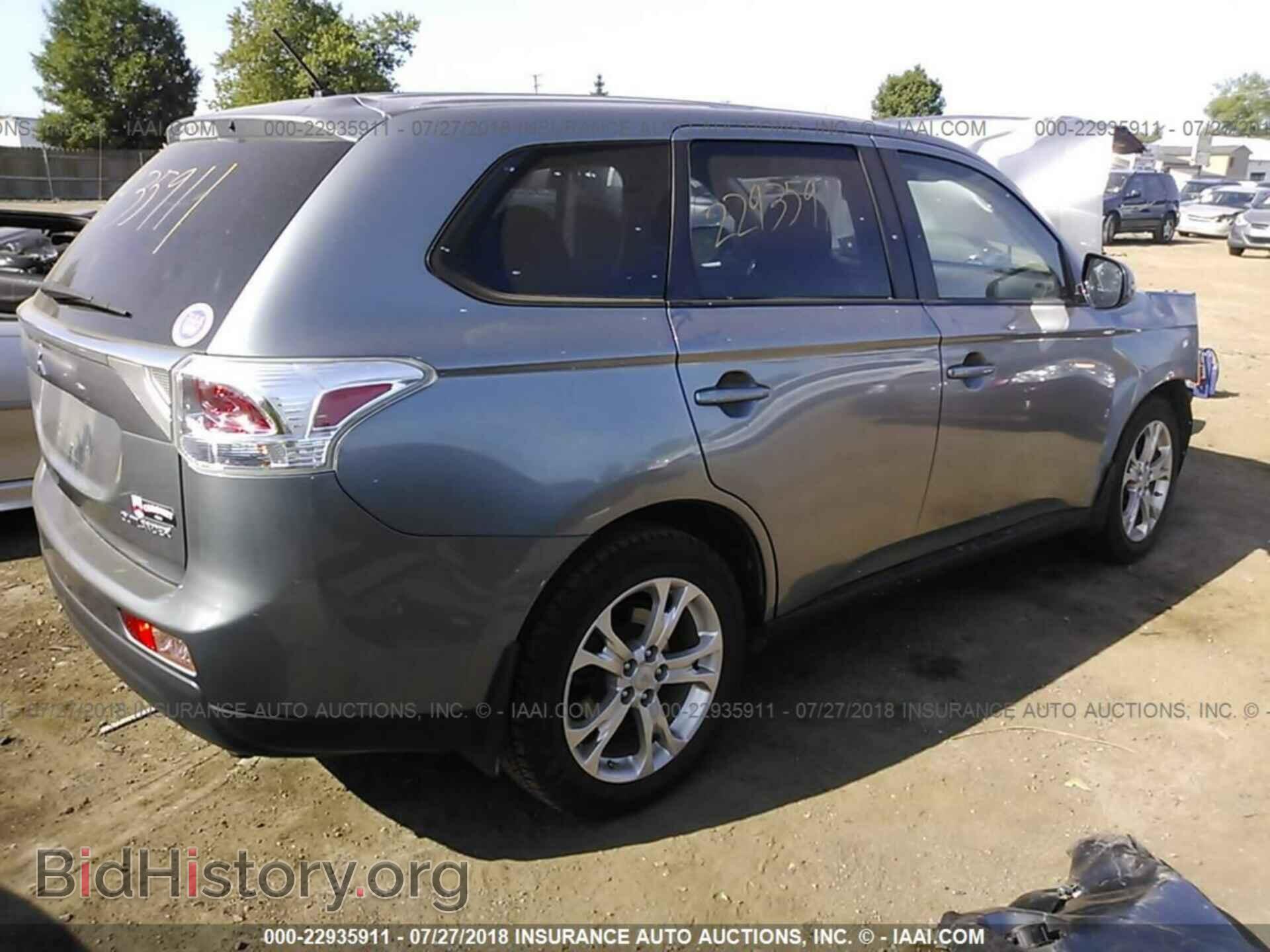 2014 Mitsubishi Outlander - VIN: JA4AD3A33EZ017925 - Фото 4