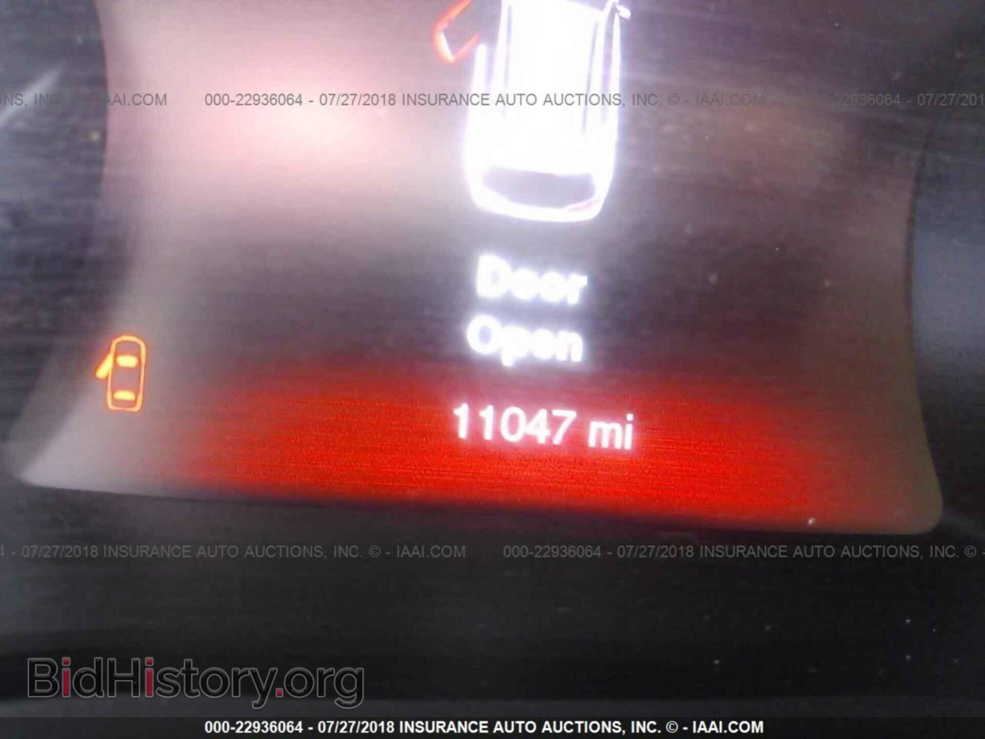 2017 Jeep Cherokee - VIN: 1C4PJLDB7HW650770 - Photo 7