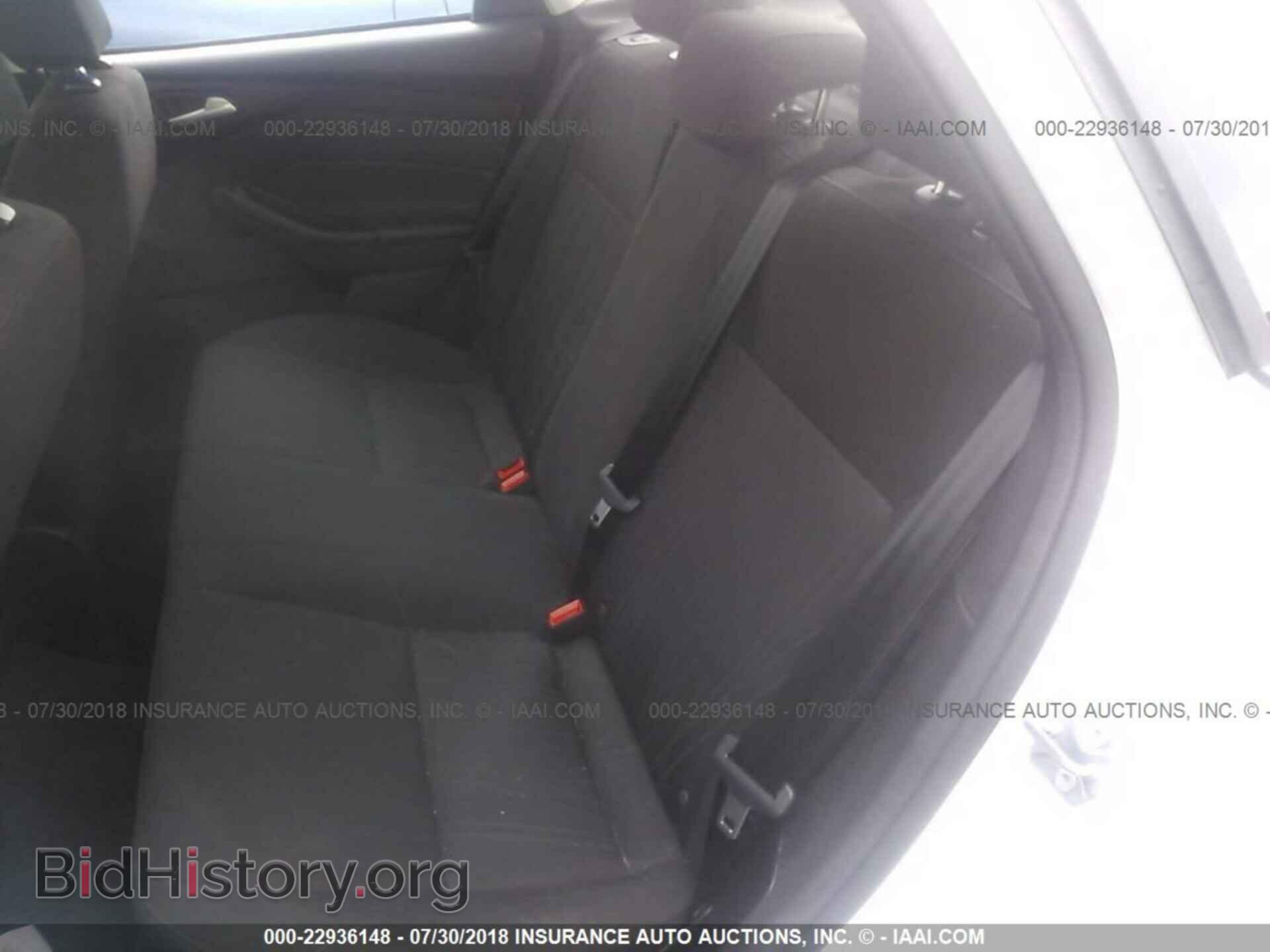 2017 Ford Focus - VIN: 1FADP3F20HL346671 - Photo 8