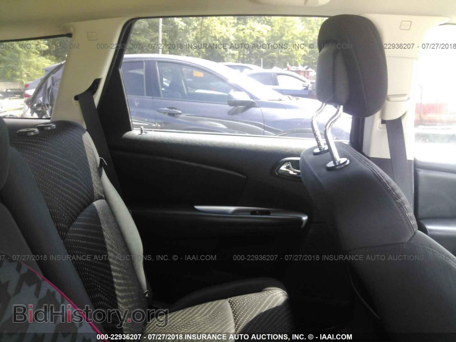 2012 Dodge Journey - VIN: 3C4PDCBG8CT140562 - Фото 8