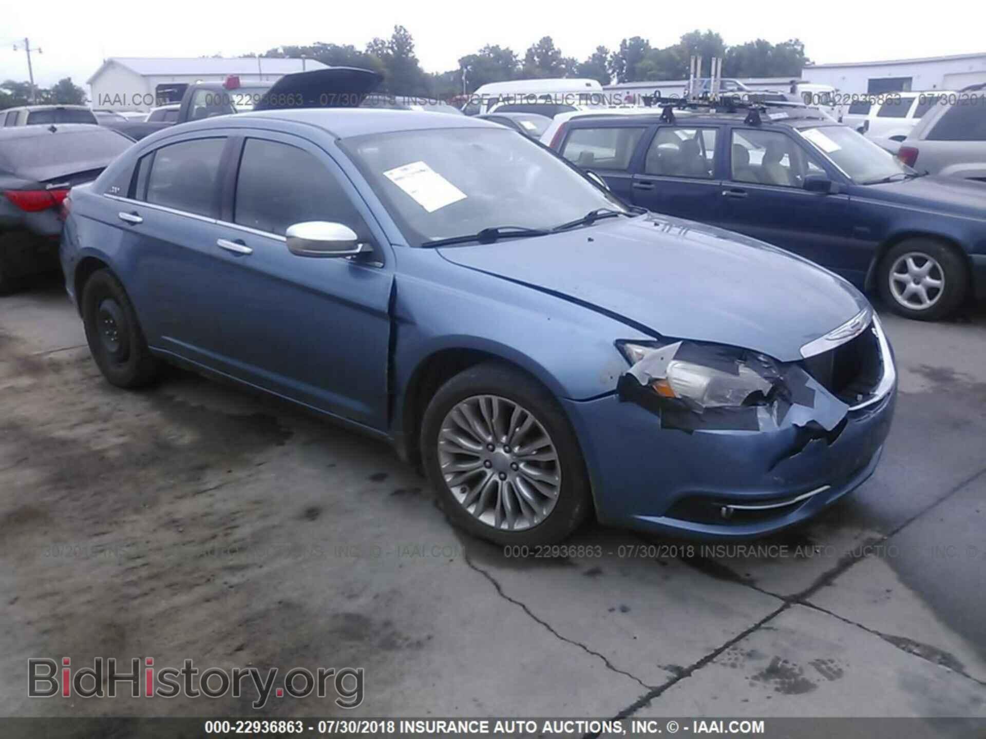 Photo 1C3BC2FB7BN614722 - Chrysler 200 2011