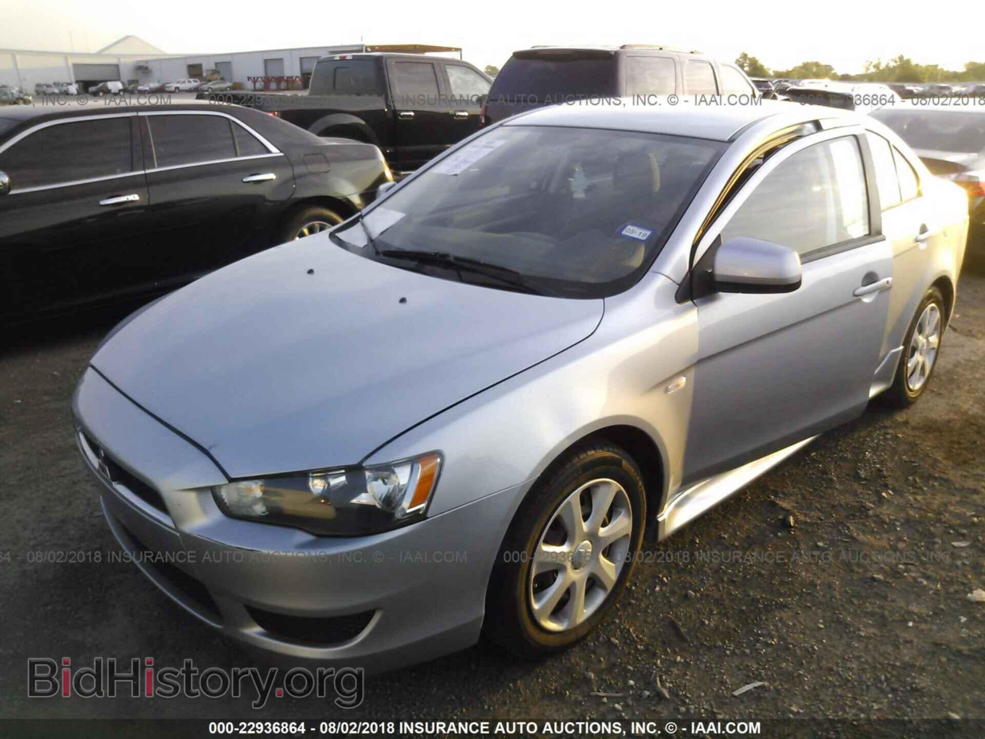2014 Mitsubishi Lancer - VIN: JA32U2FU4EU018566 - Фото 2