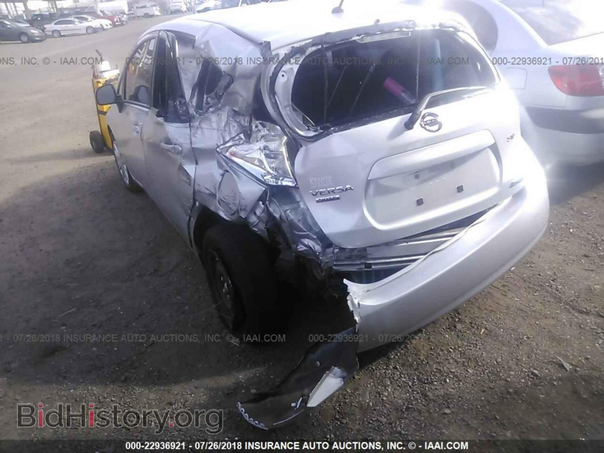 2014 Nissan Versa note - VIN: 3N1CE2CP1EL406272 - Photo 6