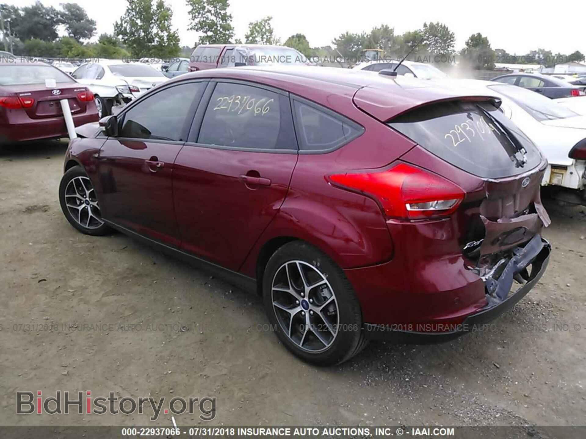 2017 Ford Focus - VIN: 1FADP3M26HL273101 - Фото 3
