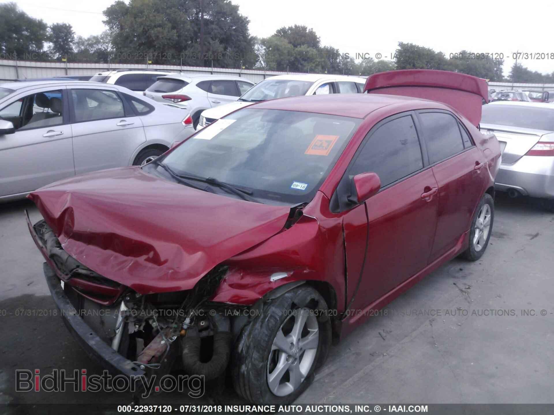 2011 Toyota Corolla - VIN: 2T1BU4EEXBC677266 - Photo 2