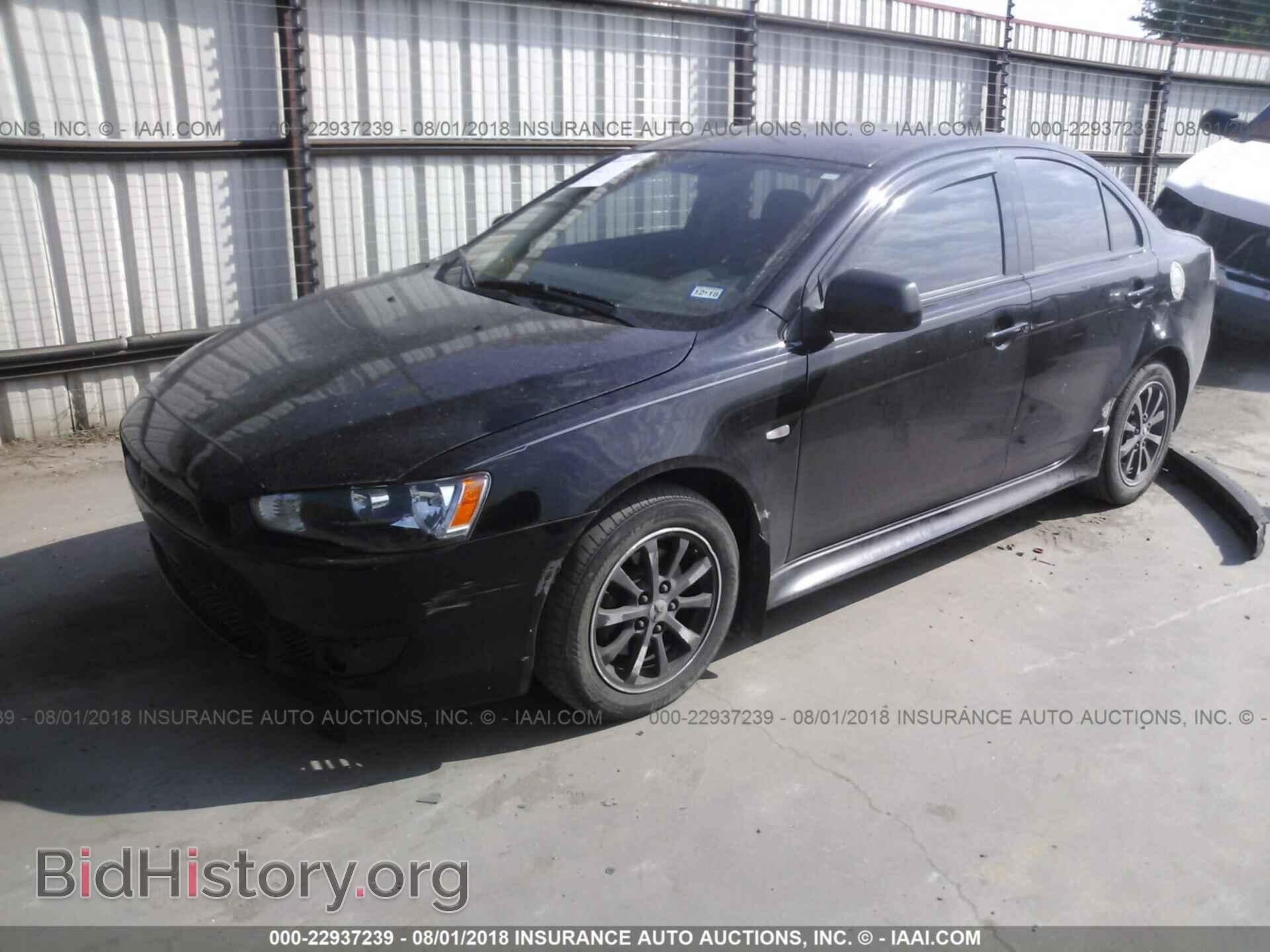 2011 Mitsubishi Lancer - VIN: JA32U8FW1BU016256 - Фото 2