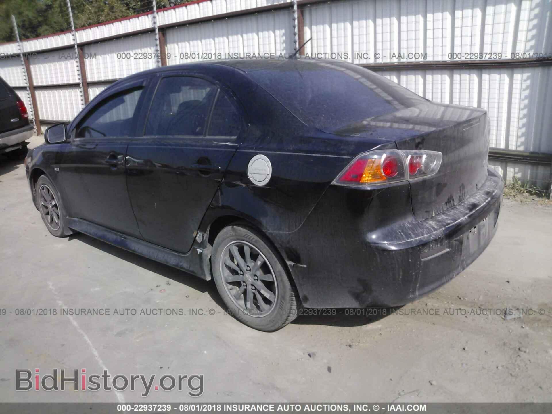 2011 Mitsubishi Lancer - VIN: JA32U8FW1BU016256 - Фото 3