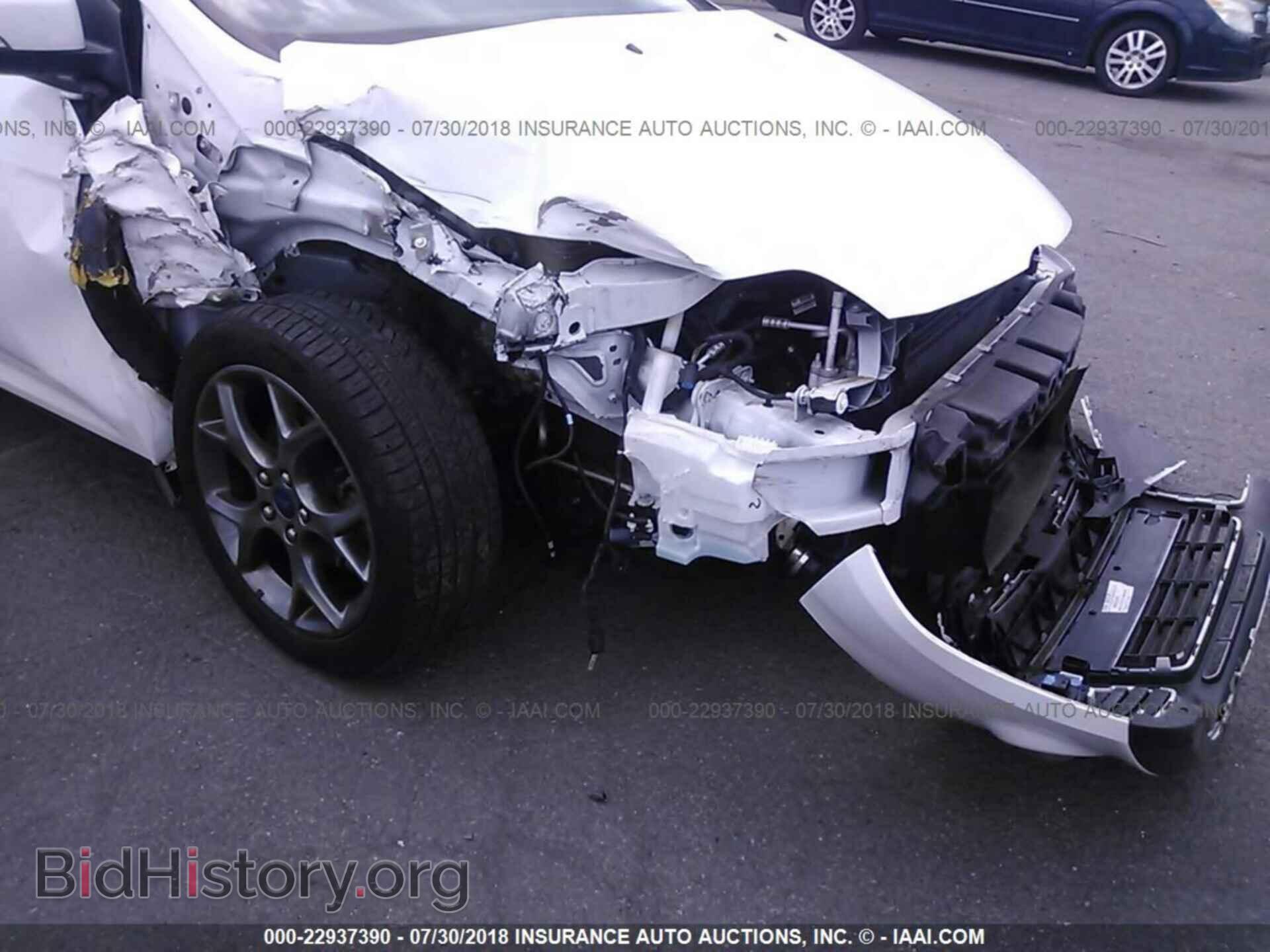 2014 Ford Focus - VIN: 1FADP3K21EL303524 - Photo 6