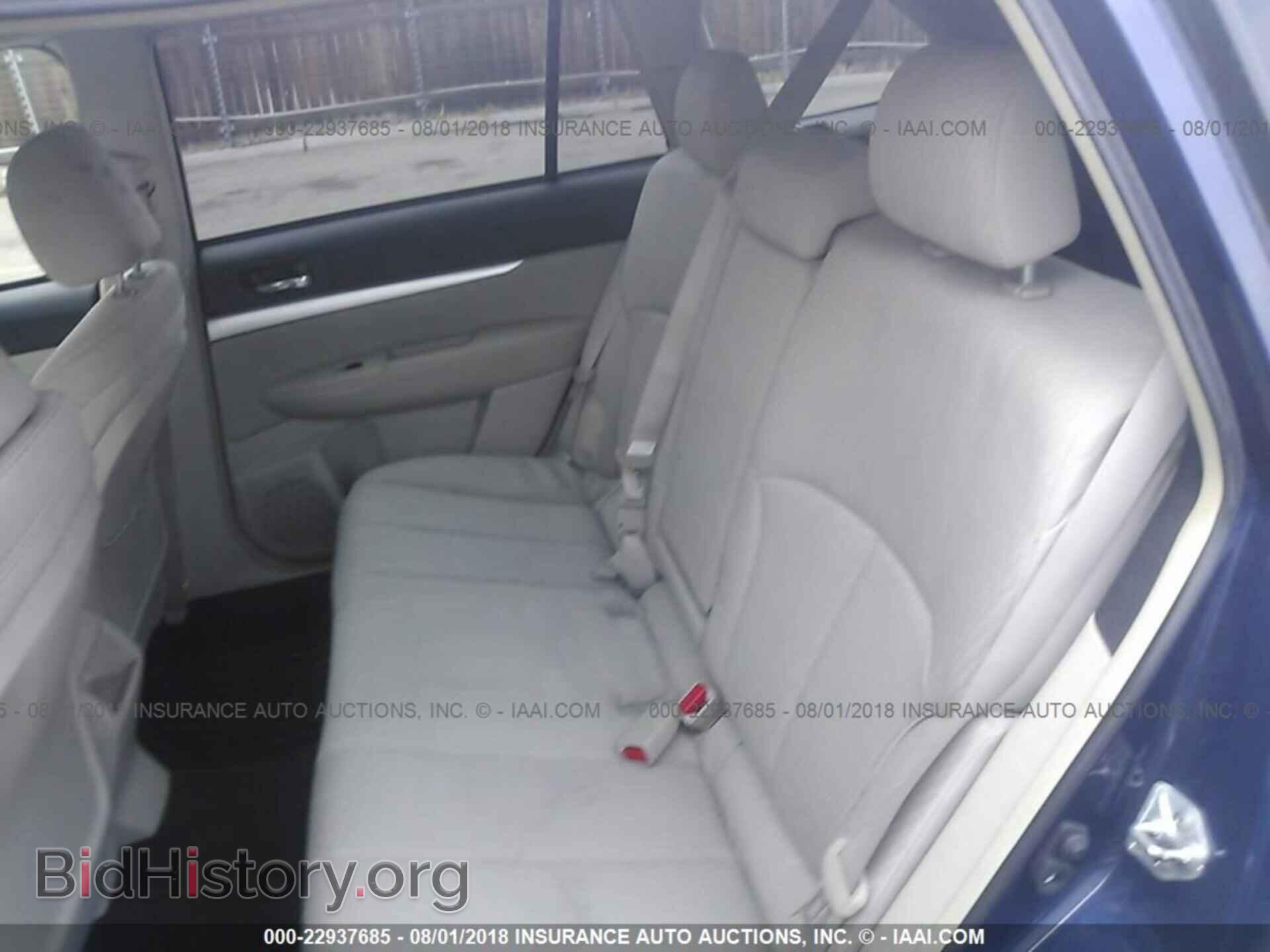 2011 Subaru Outback - VIN: 4S4BRCCC0B3370562 - Фото 8
