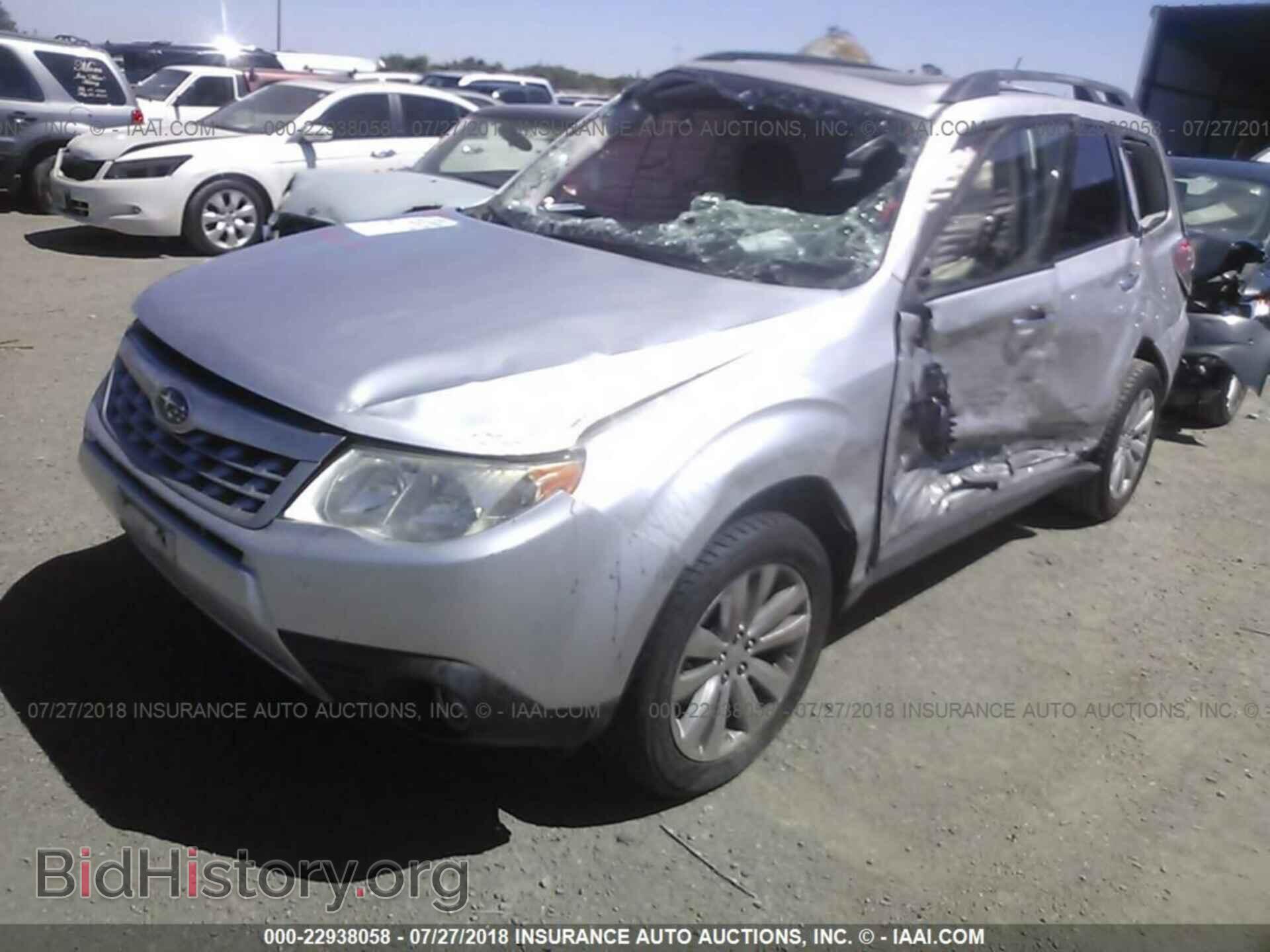 2011 Subaru Forester - VIN: JF2SHADC6BH720159 - Фото 2