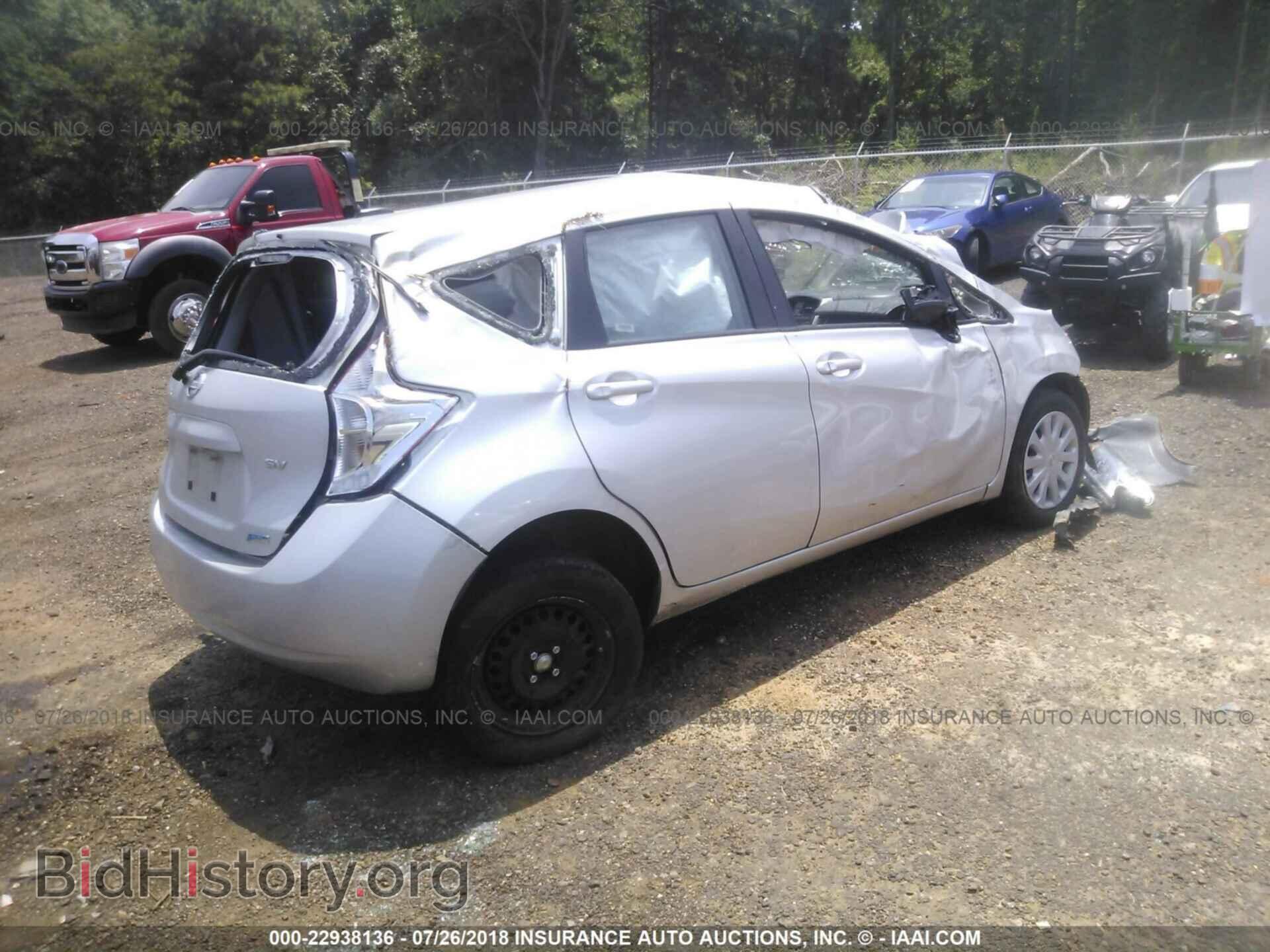 2016 Nissan Versa note - VIN: 3N1CE2CP9GL363559 - Photo 4