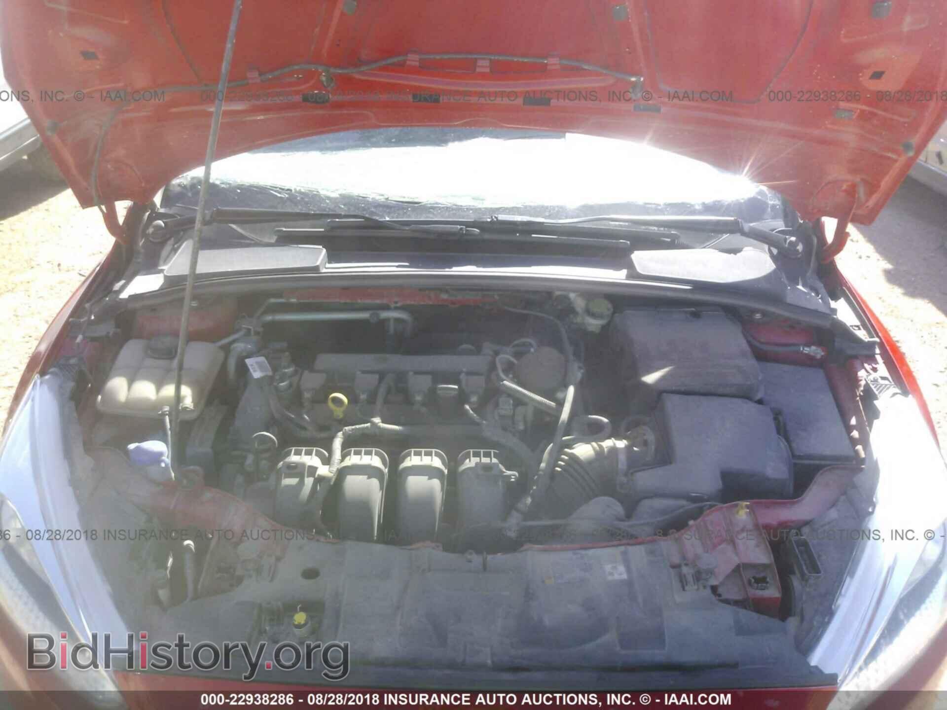 2015 Ford Focus - VIN: 1FADP3K27FL277173 - Photo 10