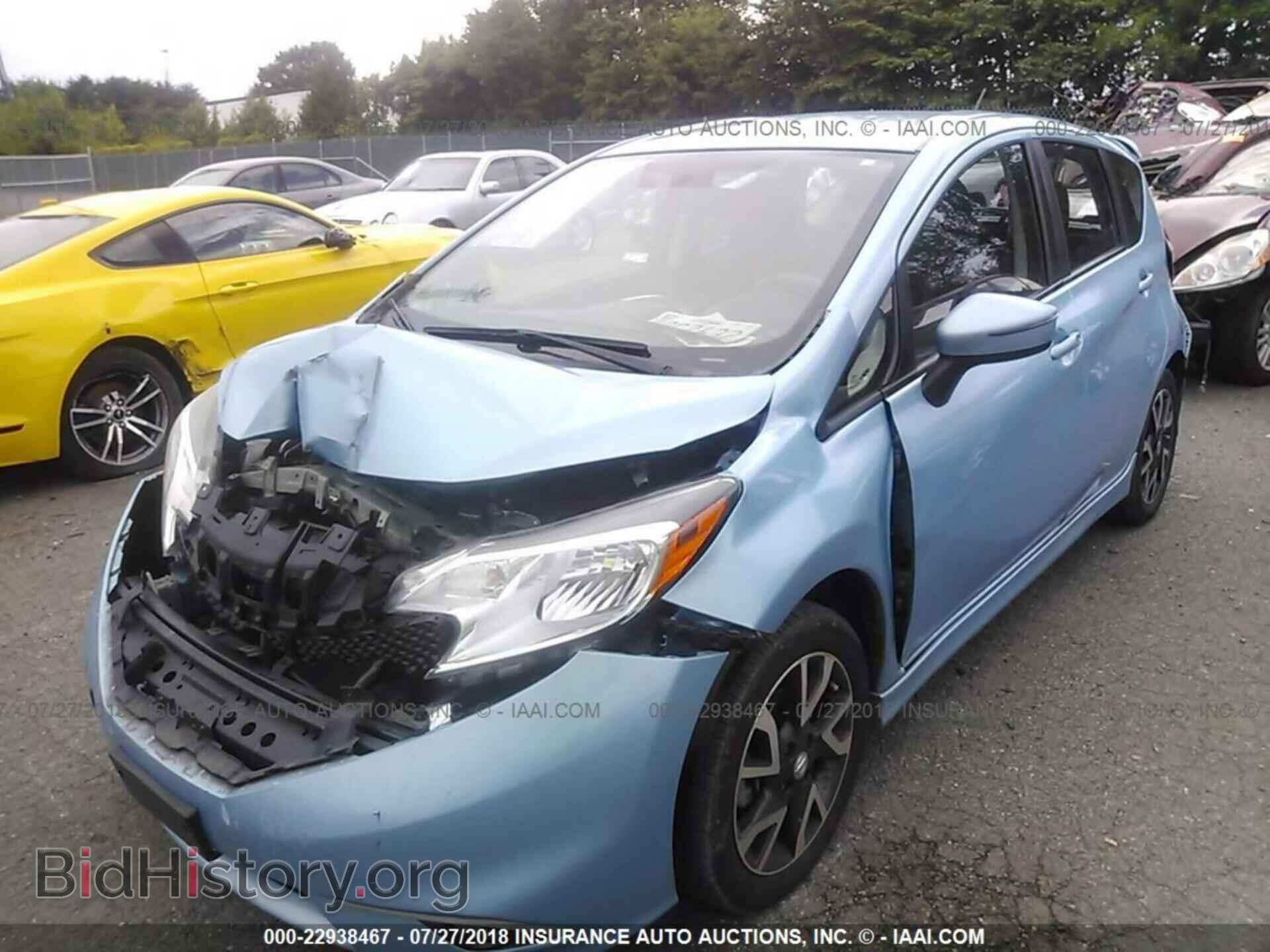 2015 Nissan Versa note - VIN: 3N1CE2CP1FL363330 - Photo 2