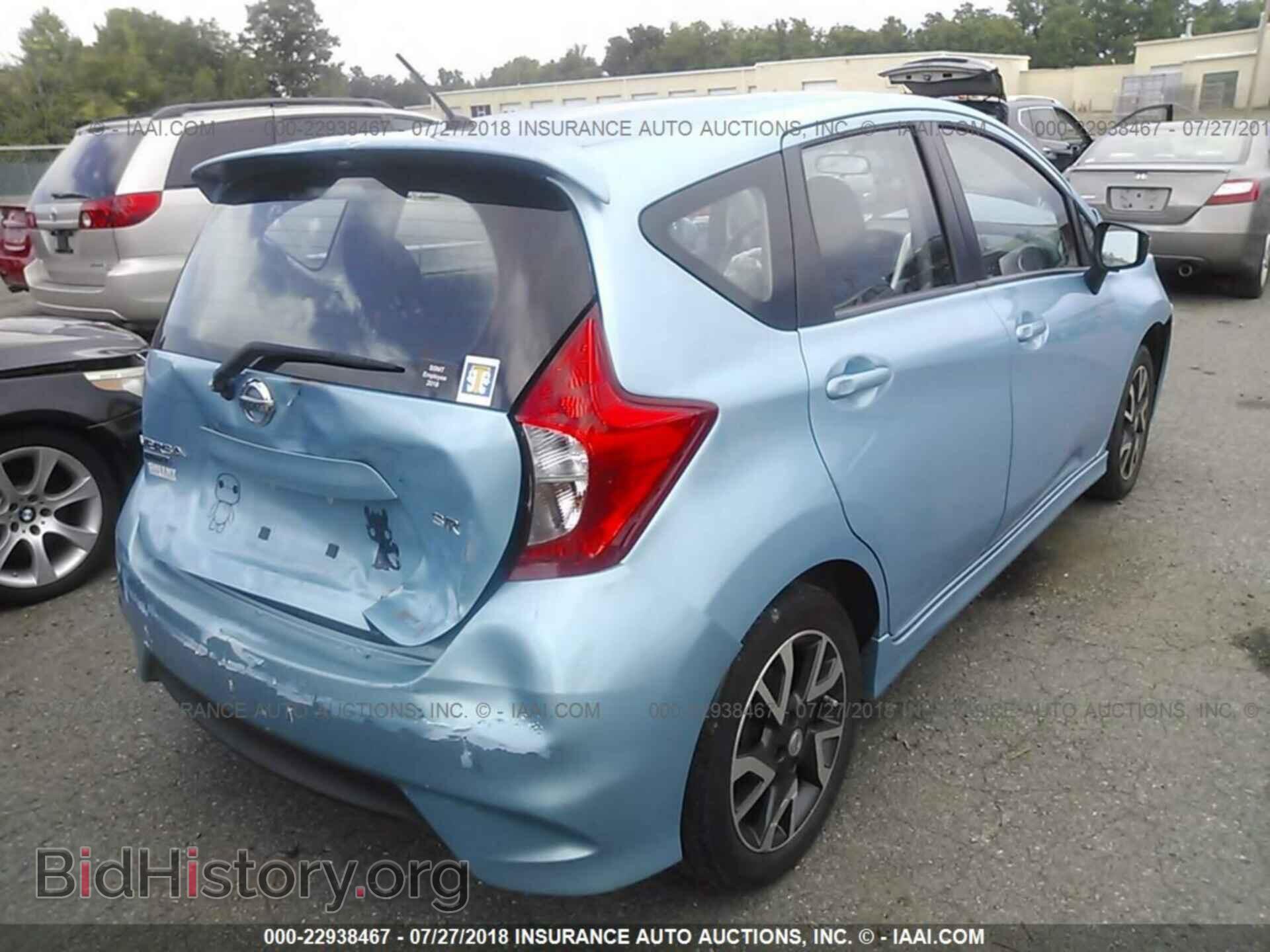 2015 Nissan Versa note - VIN: 3N1CE2CP1FL363330 - Photo 4
