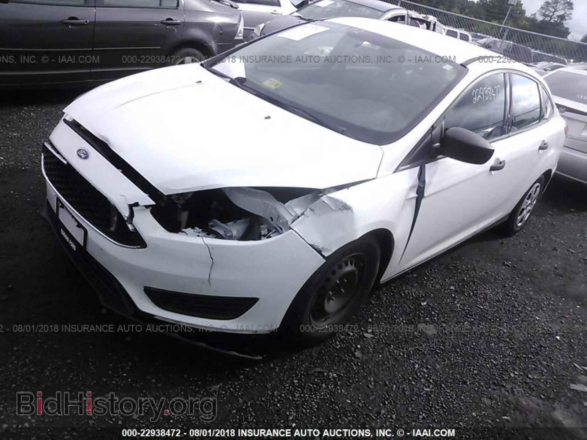 2015 Ford Focus - VIN: 1FADP3E22FL292529 - Фото 2