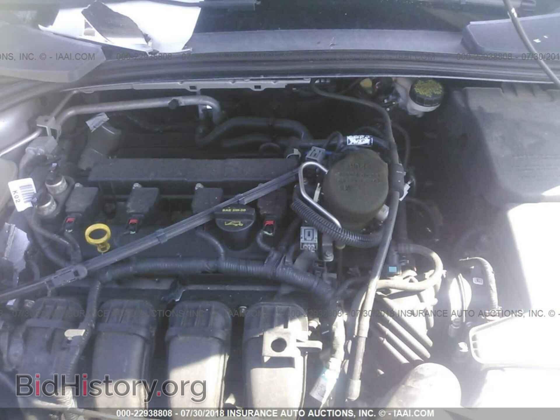 2014 Ford Focus - VIN: 1FADP3F23EL198933 - Photo 10