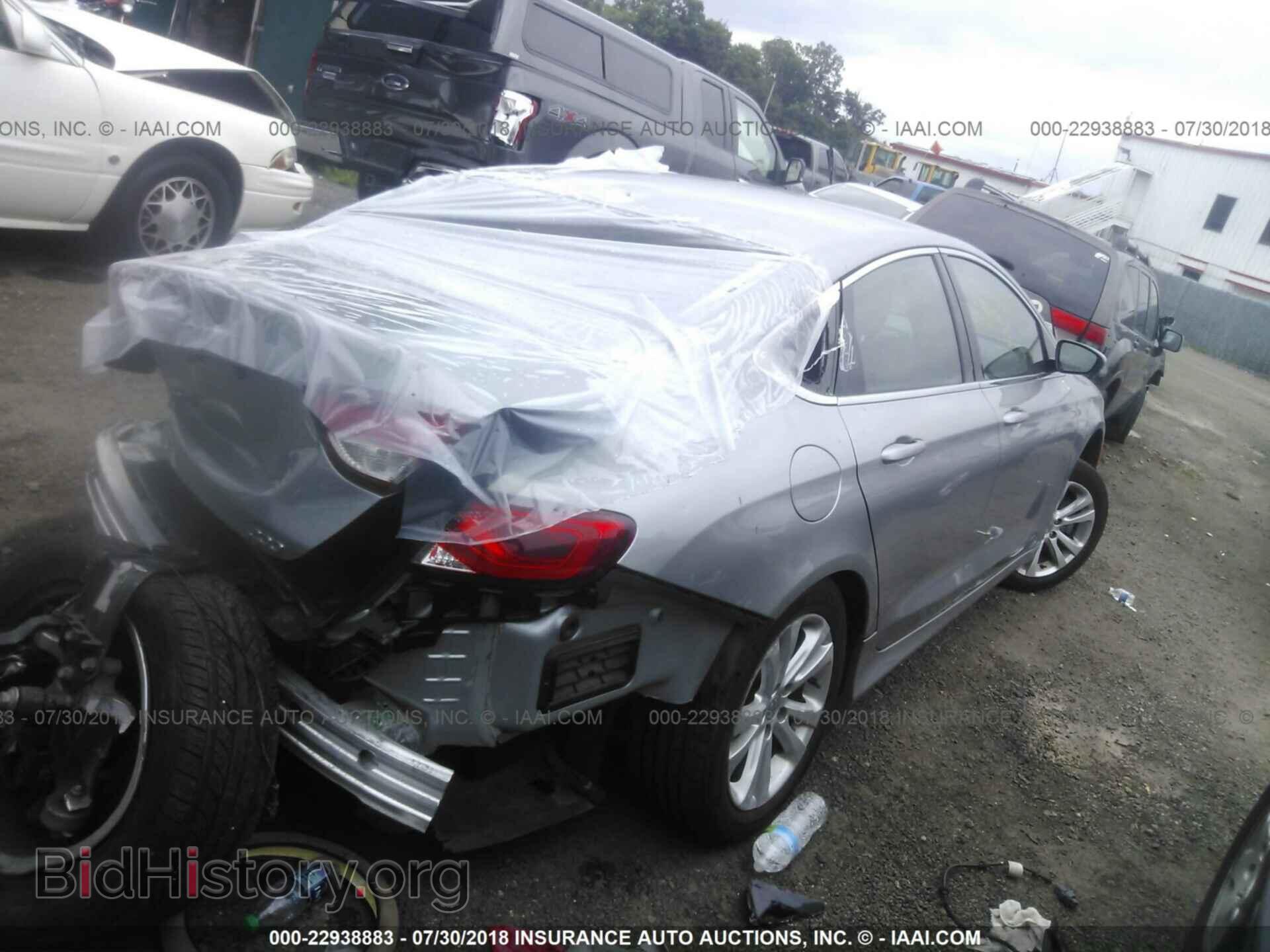 2015 Chrysler 200 - VIN: 1C3CCCAB9FN603020 - Photo 4