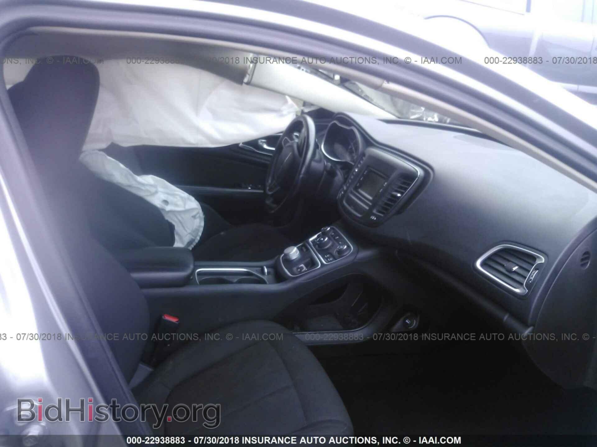 2015 Chrysler 200 - VIN: 1C3CCCAB9FN603020 - Photo 5