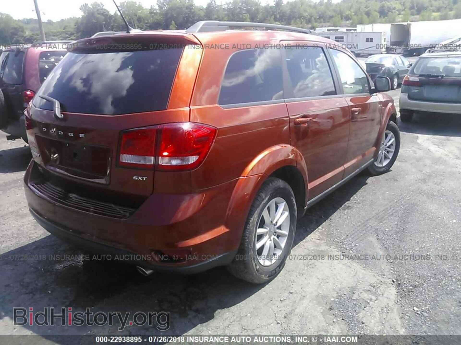 2014 Dodge Journey - VIN: 3C4PDDBG4ET251585 - Фото 4