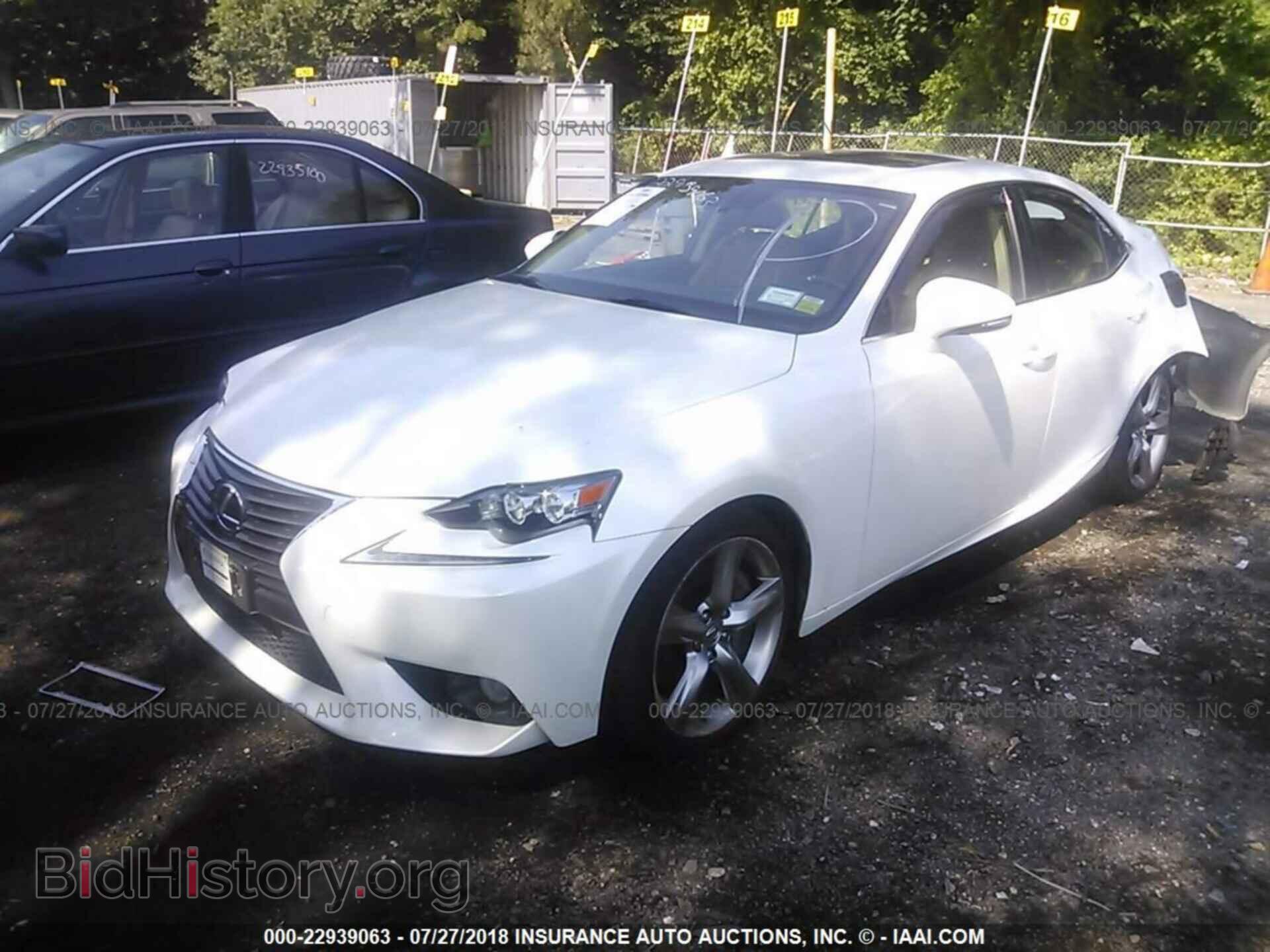 2014 Lexus Is - VIN: JTHCE1D2XE5004484 - Photo 2