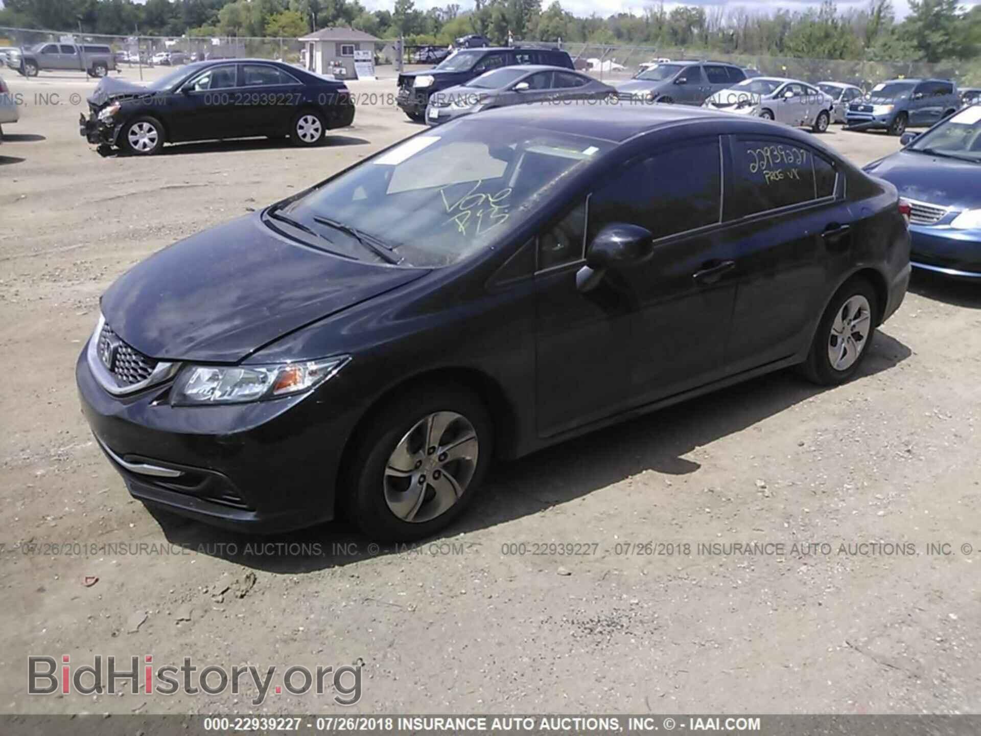 2013 Honda Civic - VIN: 19XFB2F58DE019587 - Фото 2