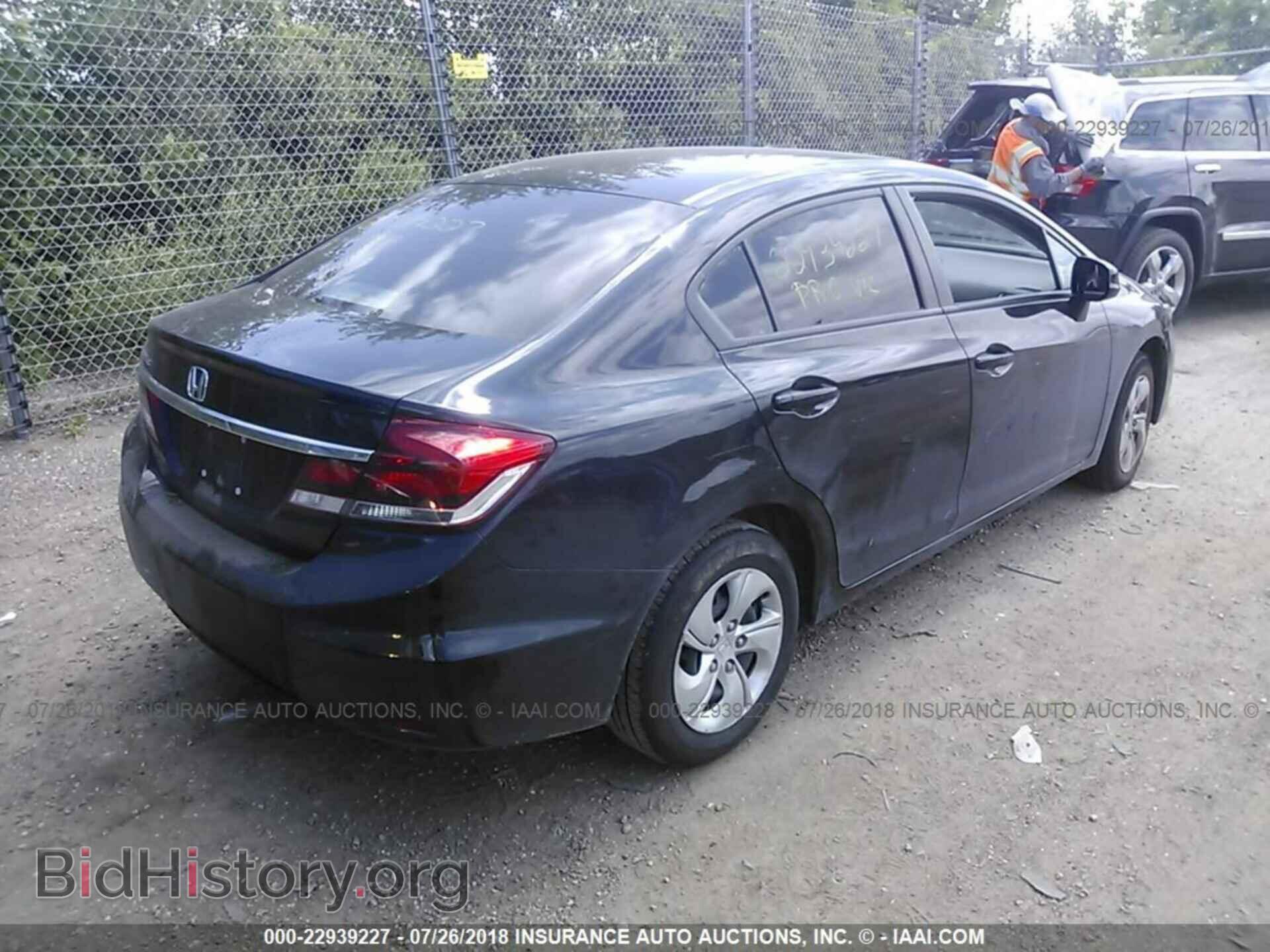 2013 Honda Civic - VIN: 19XFB2F58DE019587 - Фото 4