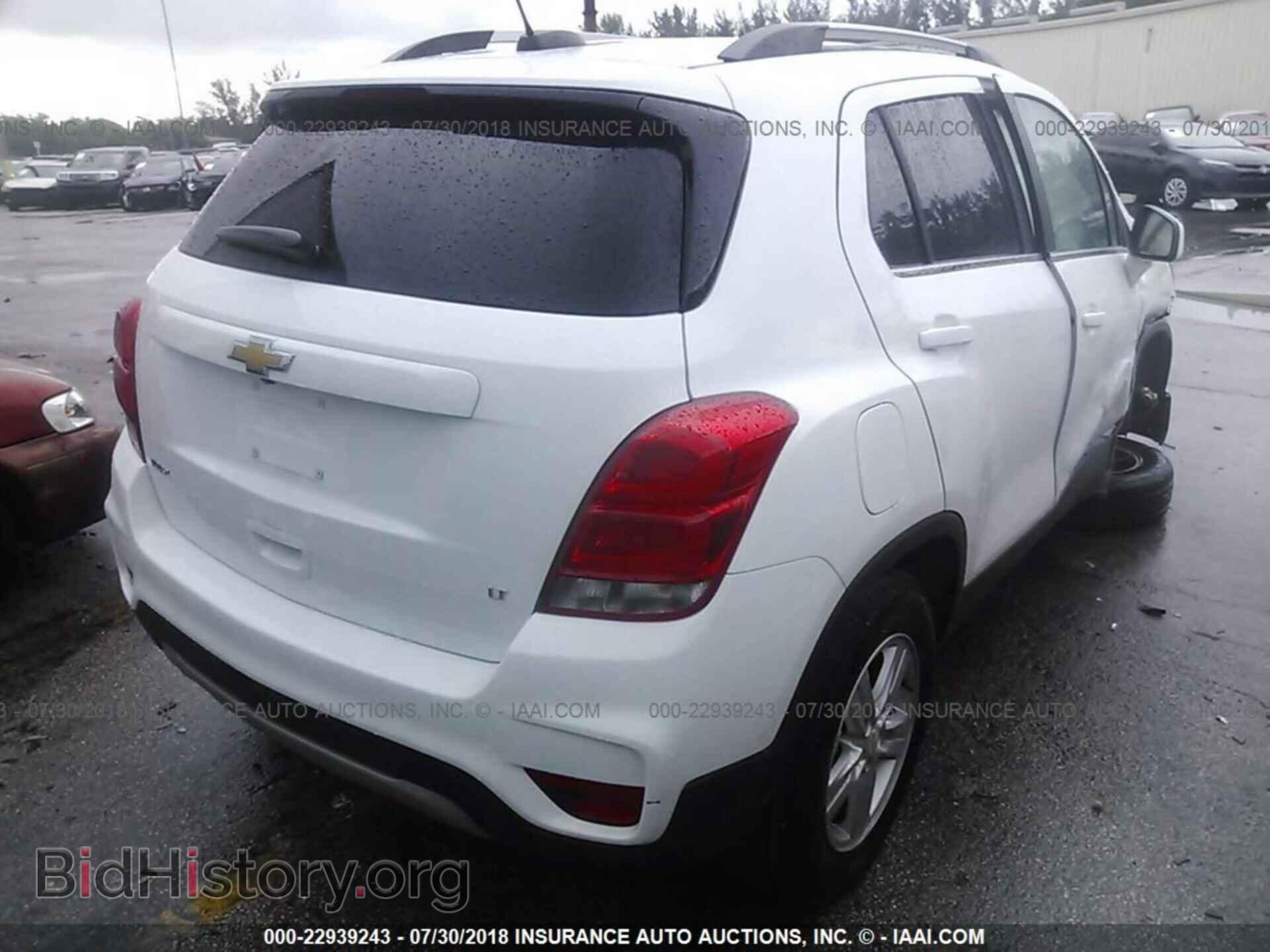 2017 Chevrolet Trax - VIN: 3GNCJLSB3HL187279 - Фото 4