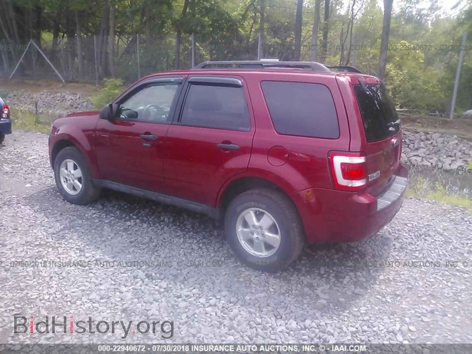 2011 Ford Escape - VIN: 1FMCU9D71BKC20148 - Photo 3
