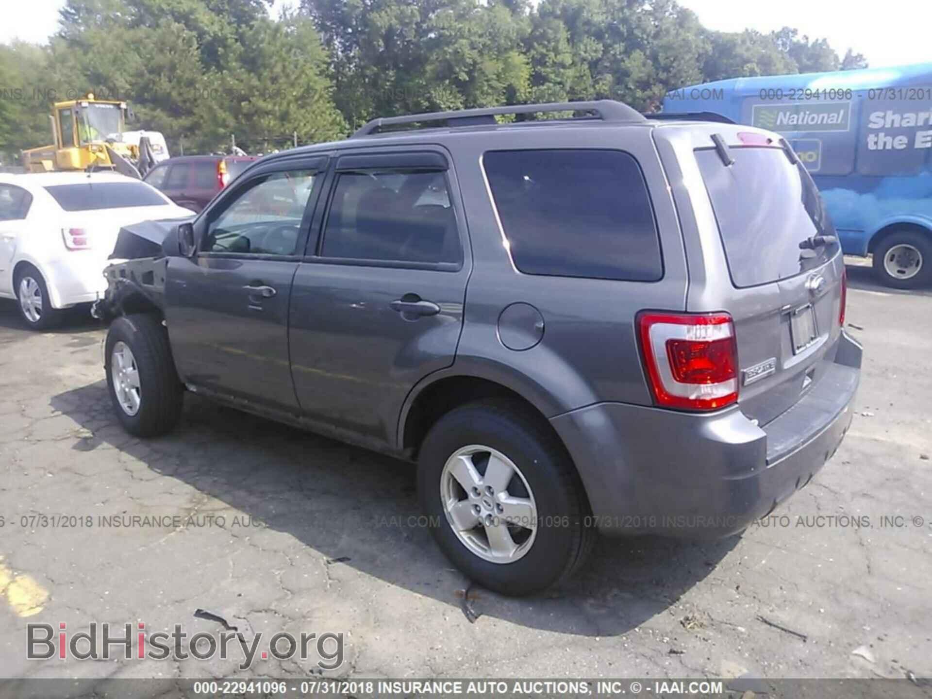 2012 Ford Escape - VIN: 1FMCU9D70CKC33779 - Photo 3