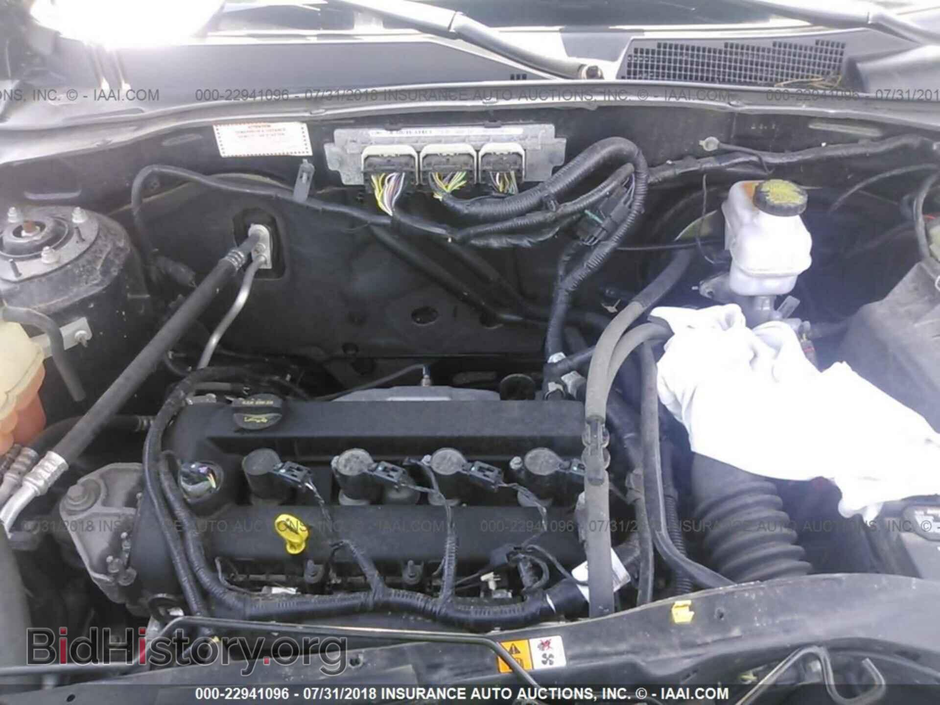 2012 Ford Escape - VIN: 1FMCU9D70CKC33779 - Photo 10