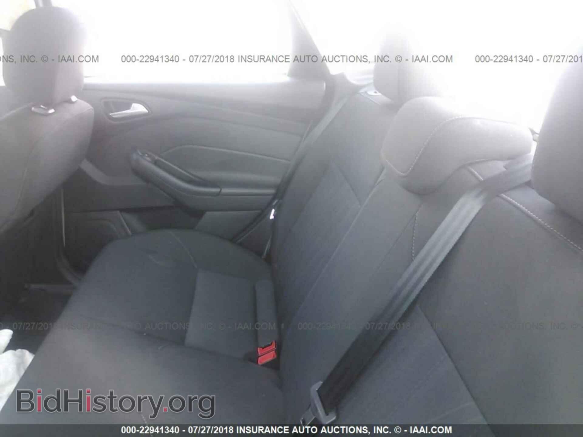 2017 Ford Focus - VIN: 1FADP3FE4HL242596 - Photo 8