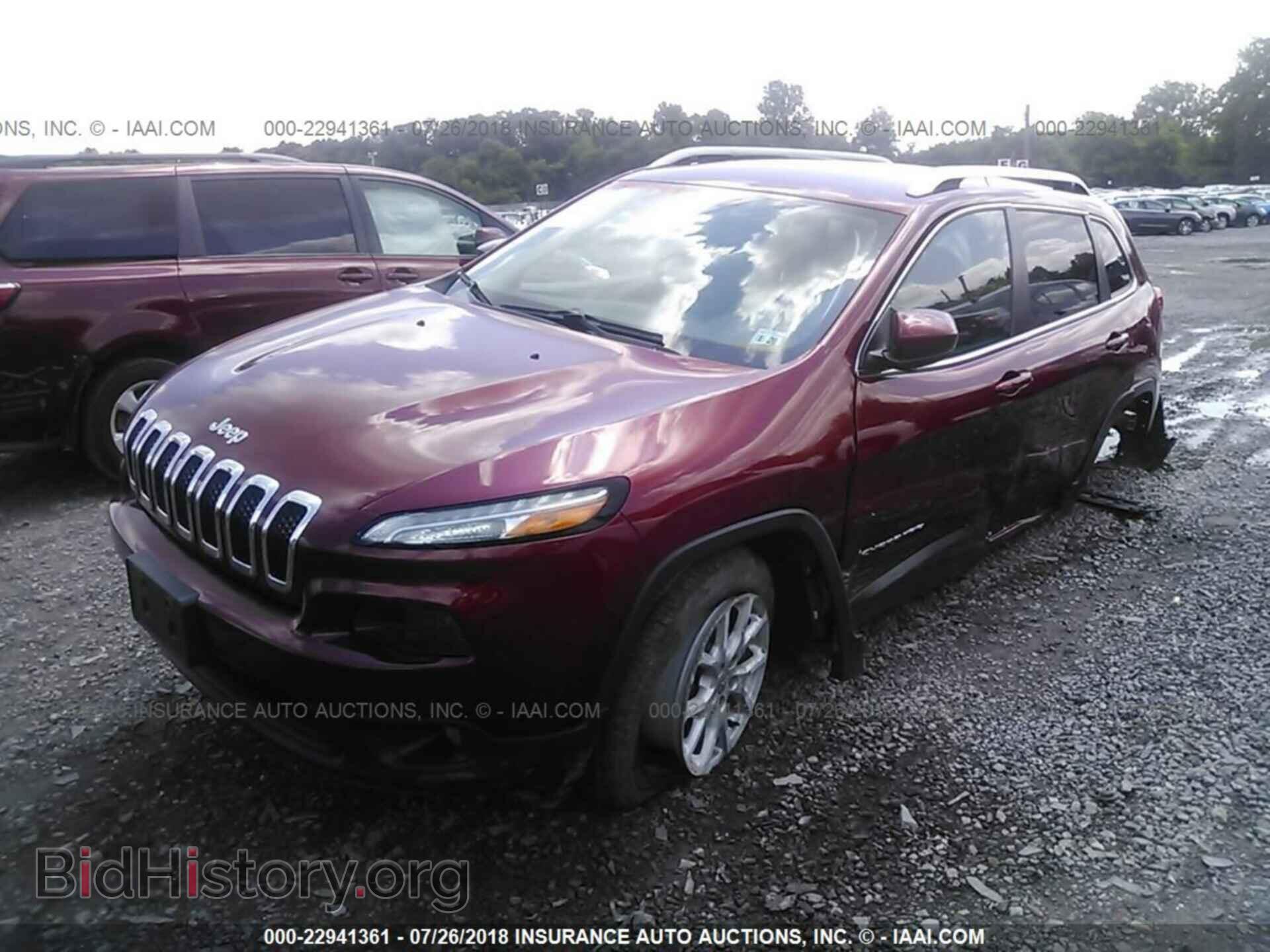 2015 Jeep Cherokee - VIN: 1C4PJMCS2FW559636 - Photo 2