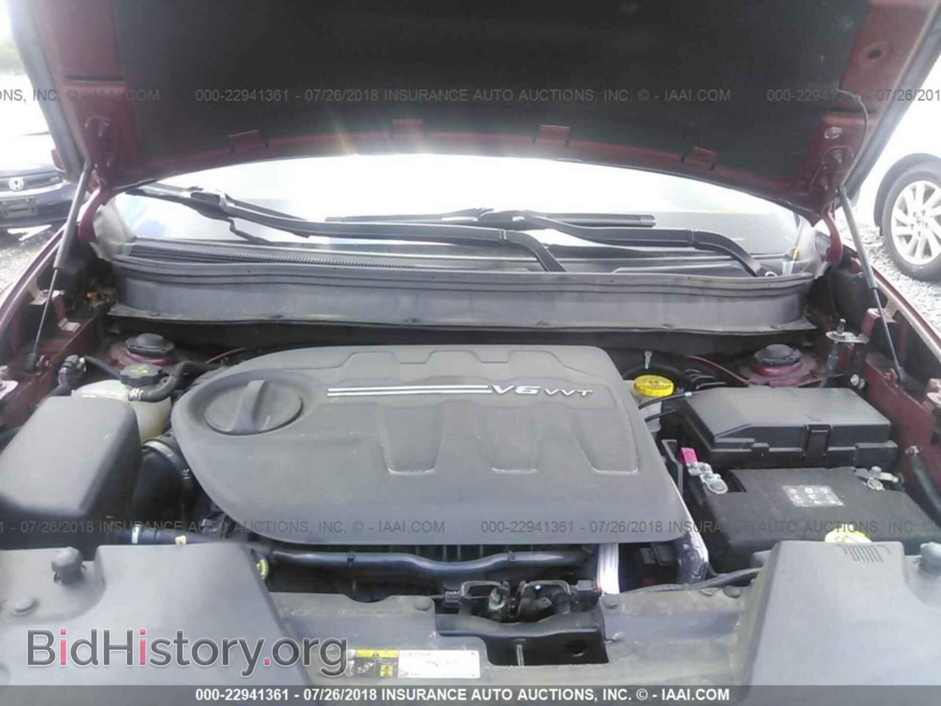 2015 Jeep Cherokee - VIN: 1C4PJMCS2FW559636 - Photo 10