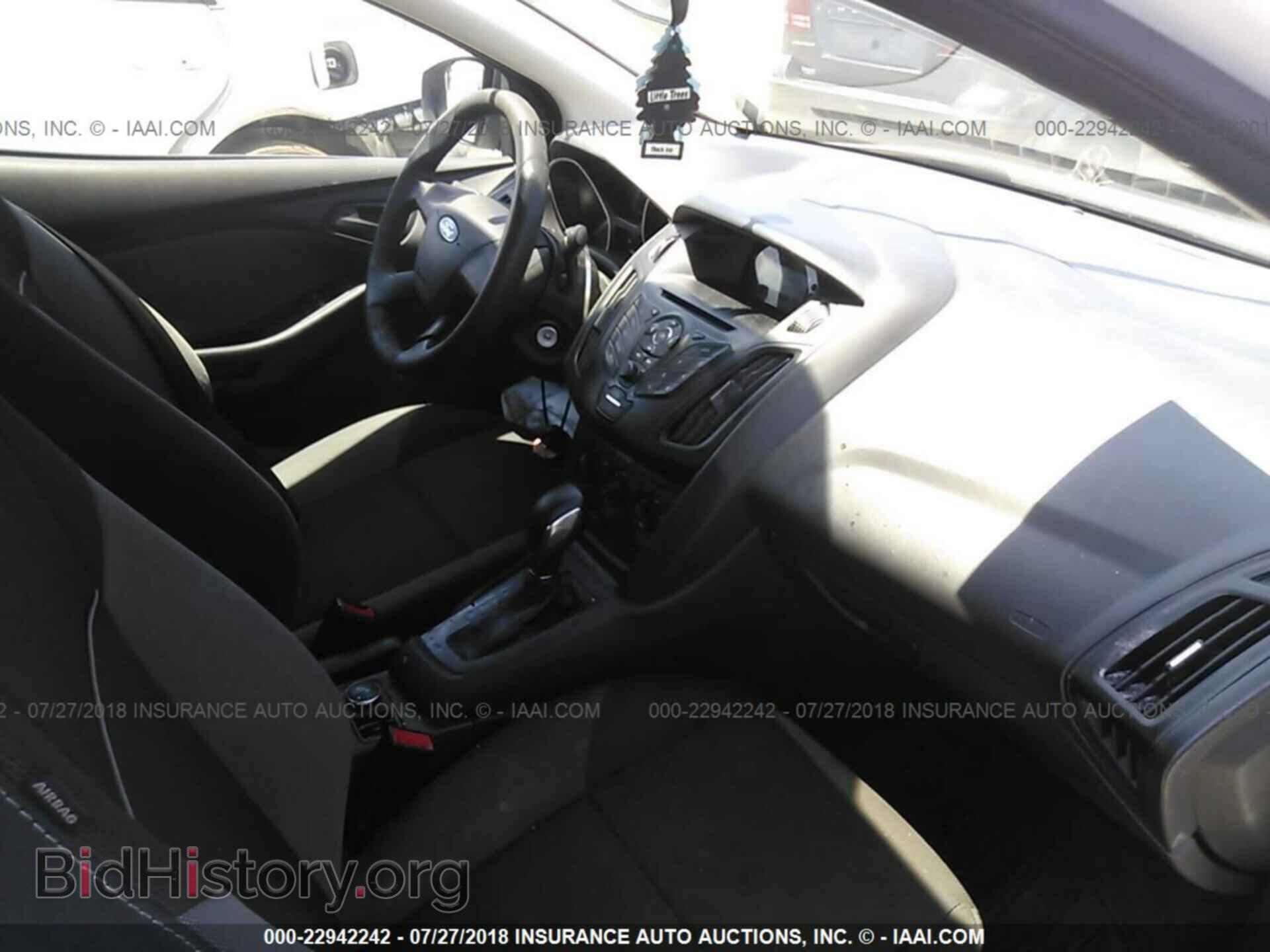 2013 Ford Focus - VIN: 1FADP3E22DL111832 - Photo 5