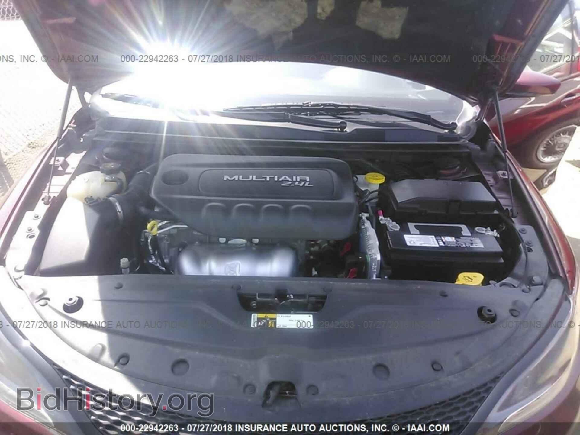 2016 Chrysler 200 - VIN: 1C3CCCBB2GN181849 - Photo 10