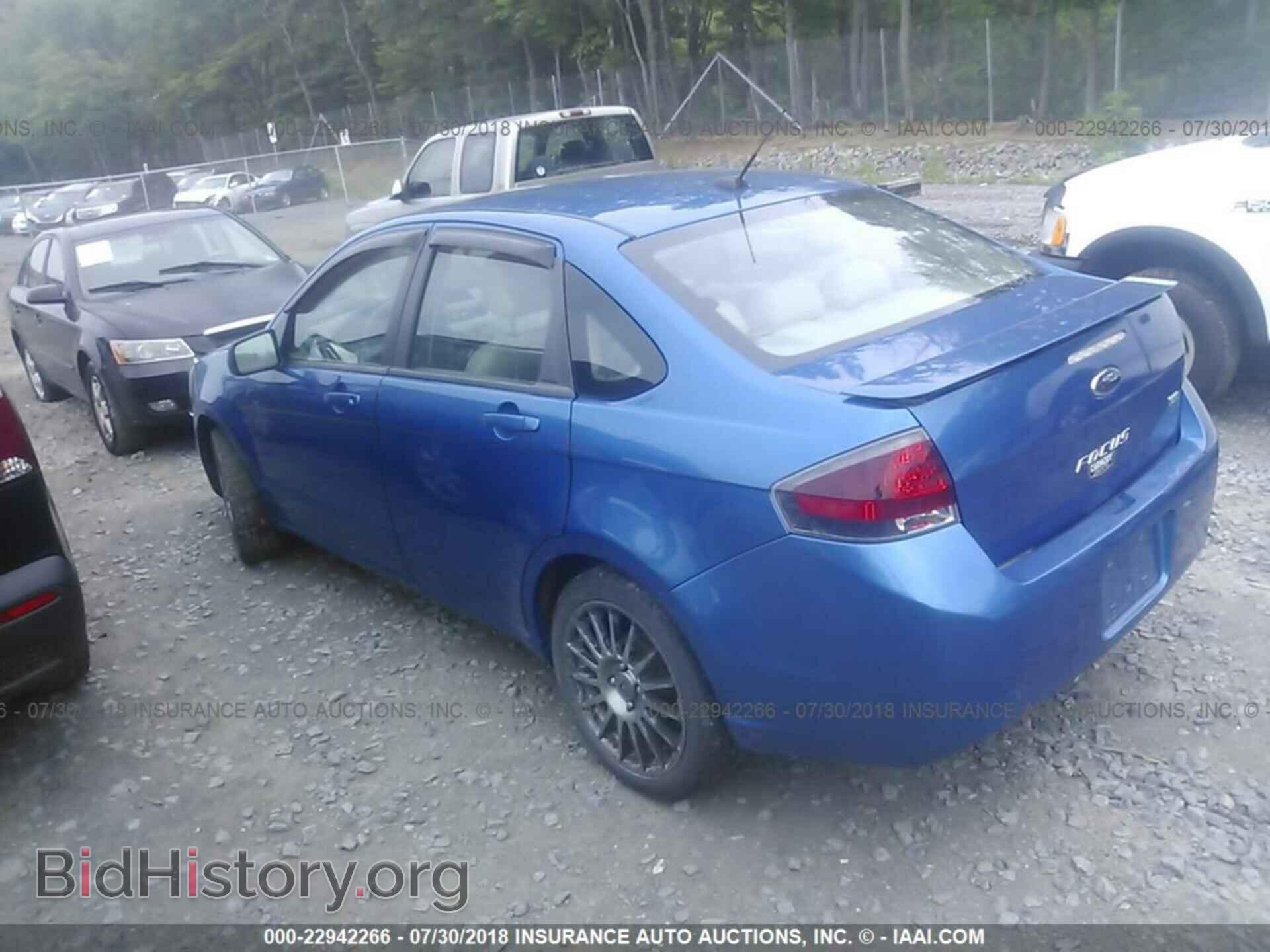 2011 Ford Focus - VIN: 1FAHP3GN5BW157451 - Фото 3