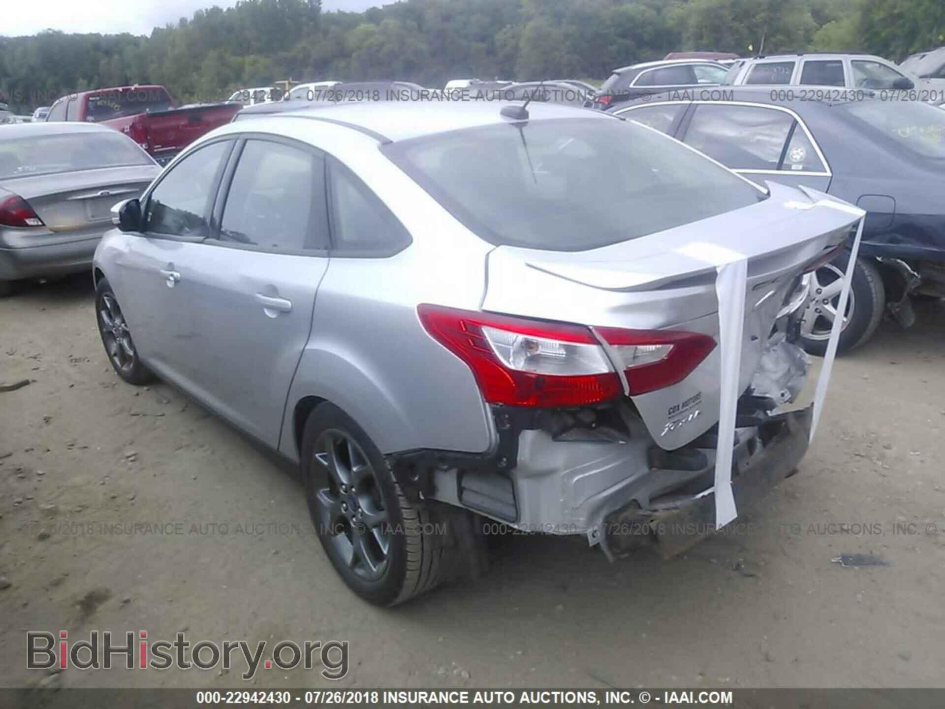 2014 Ford Focus - VIN: 1FADP3F24EL113162 - Фото 3