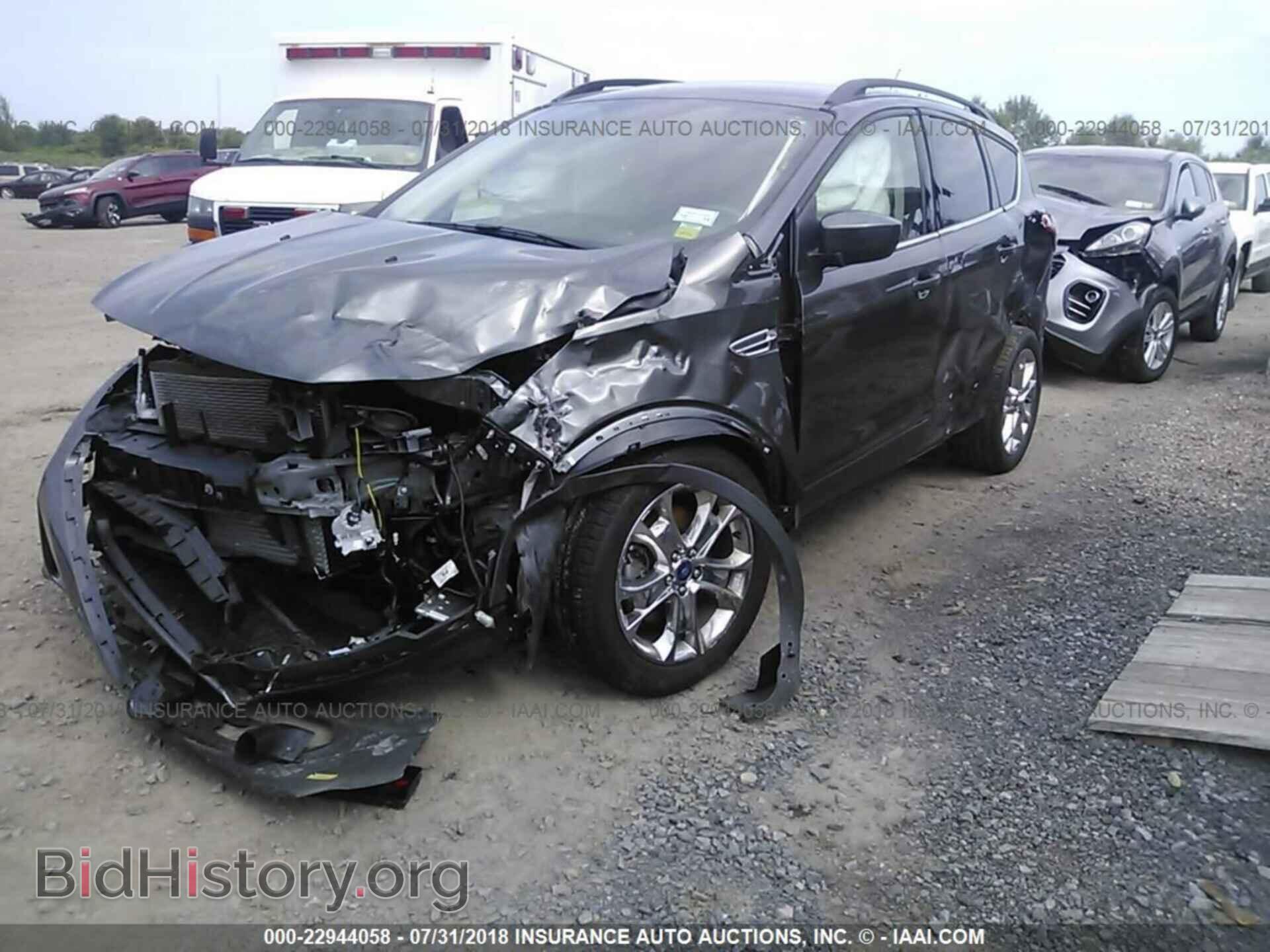 2015 Ford Escape - VIN: 1FMCU9G91FUC07018 - Фото 2