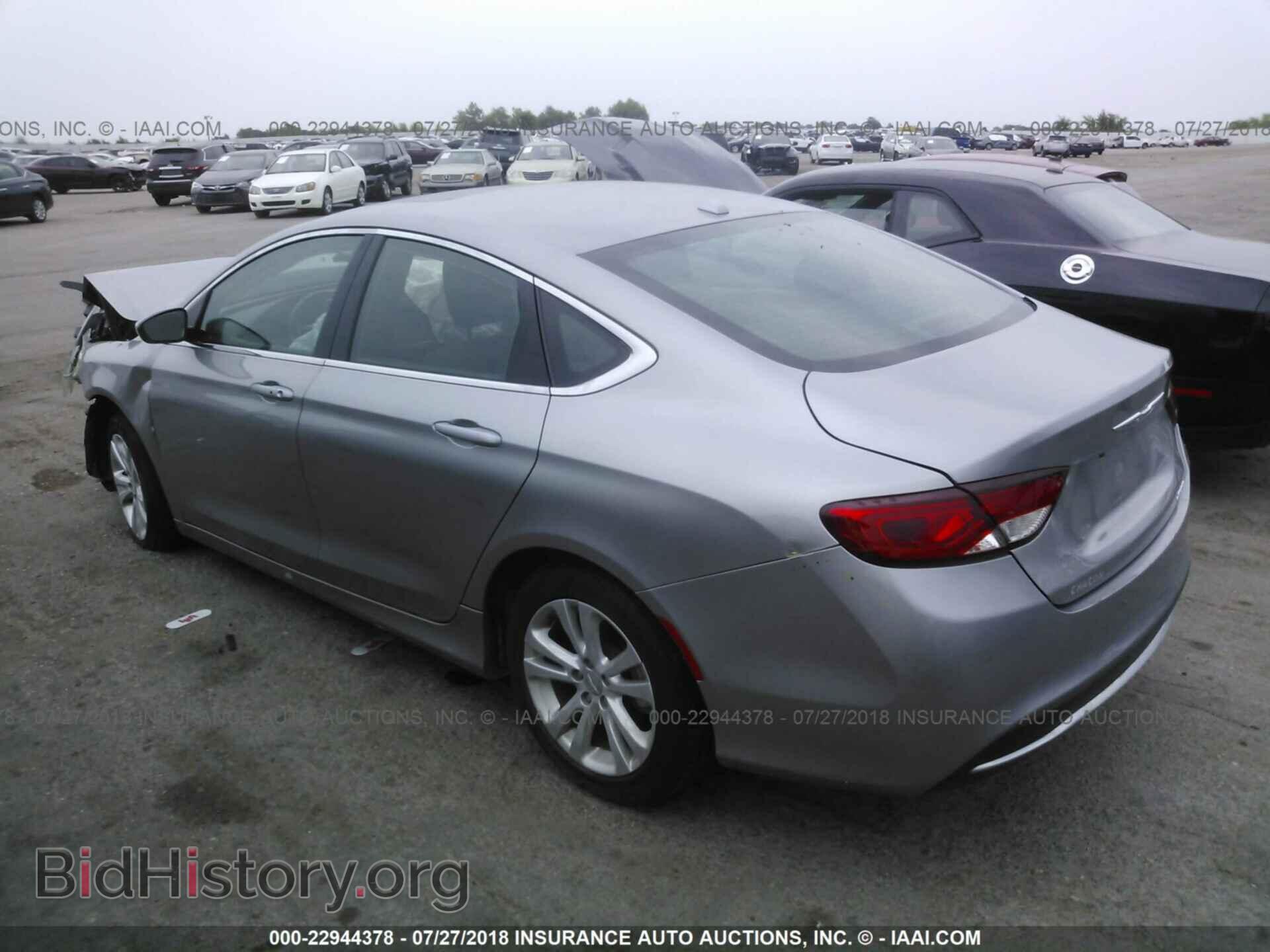 2015 Chrysler 200 - VIN: 1C3CCCABXFN687445 - Photo 3
