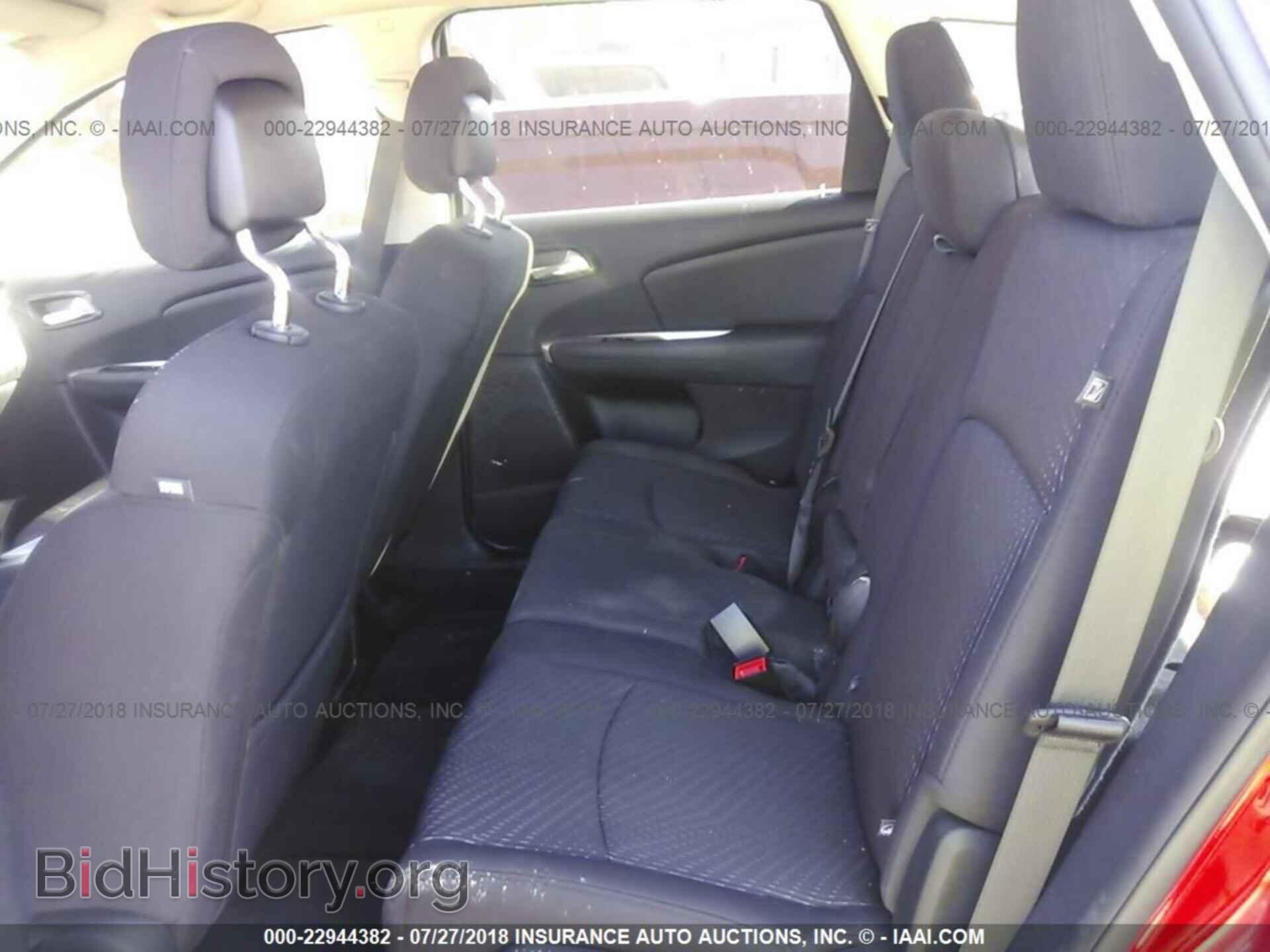2018 Dodge Journey - VIN: 3C4PDCAB9JT375619 - Фото 8