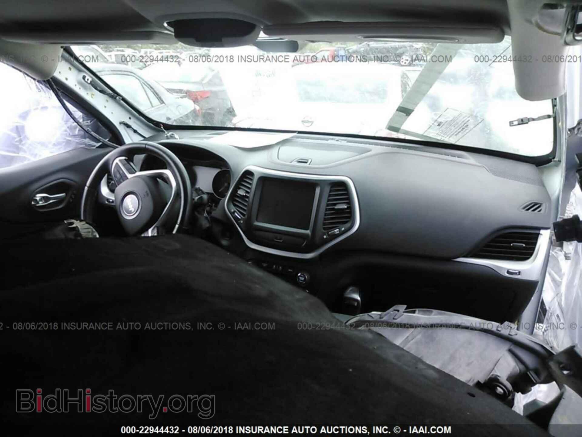 2015 Jeep Cherokee - VIN: 1C4PJMBS8FW765030 - Фото 5