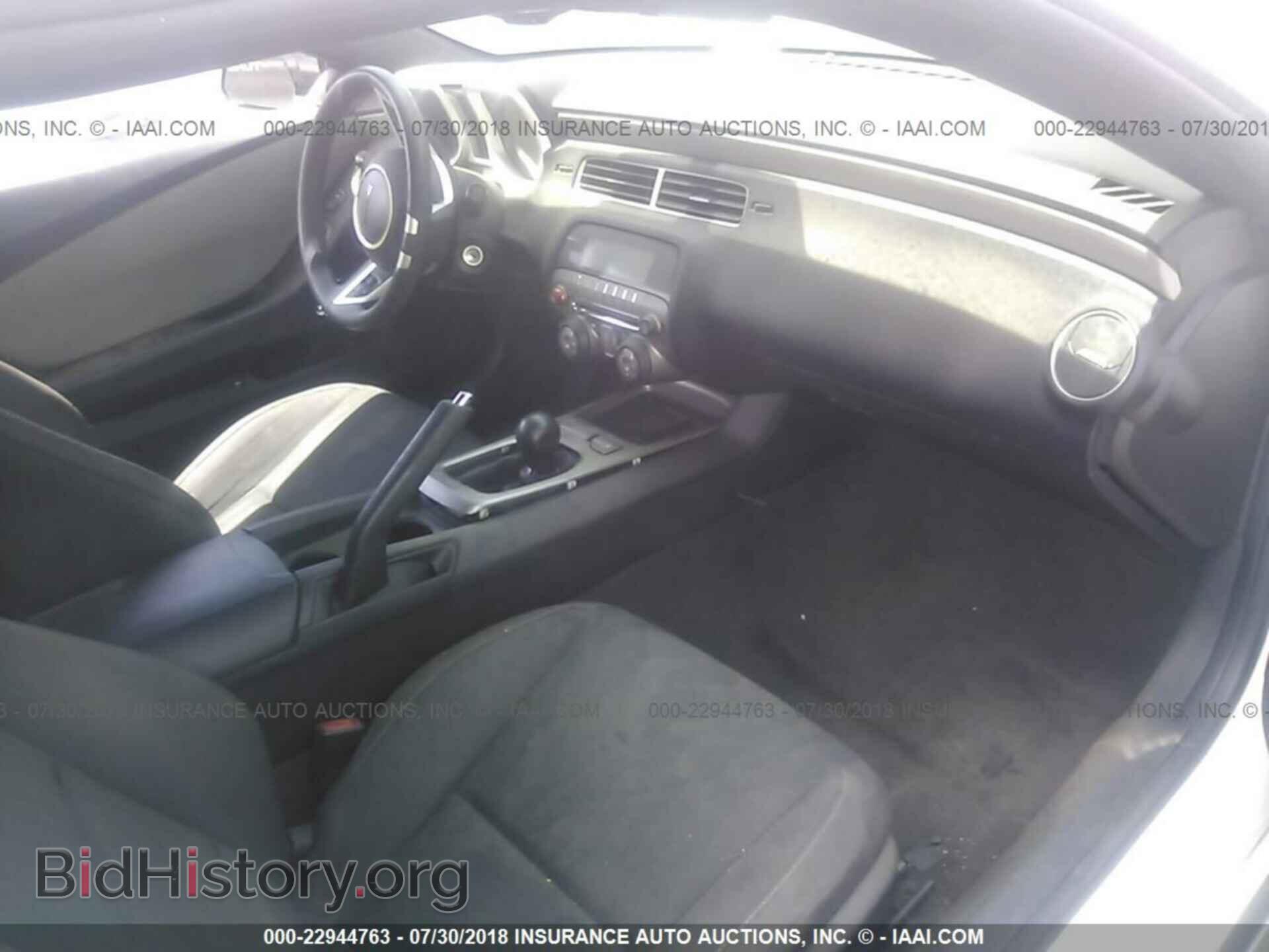 2011 Chevrolet Camaro - VIN: 2G1FE1ED2B9205155 - Фото 5