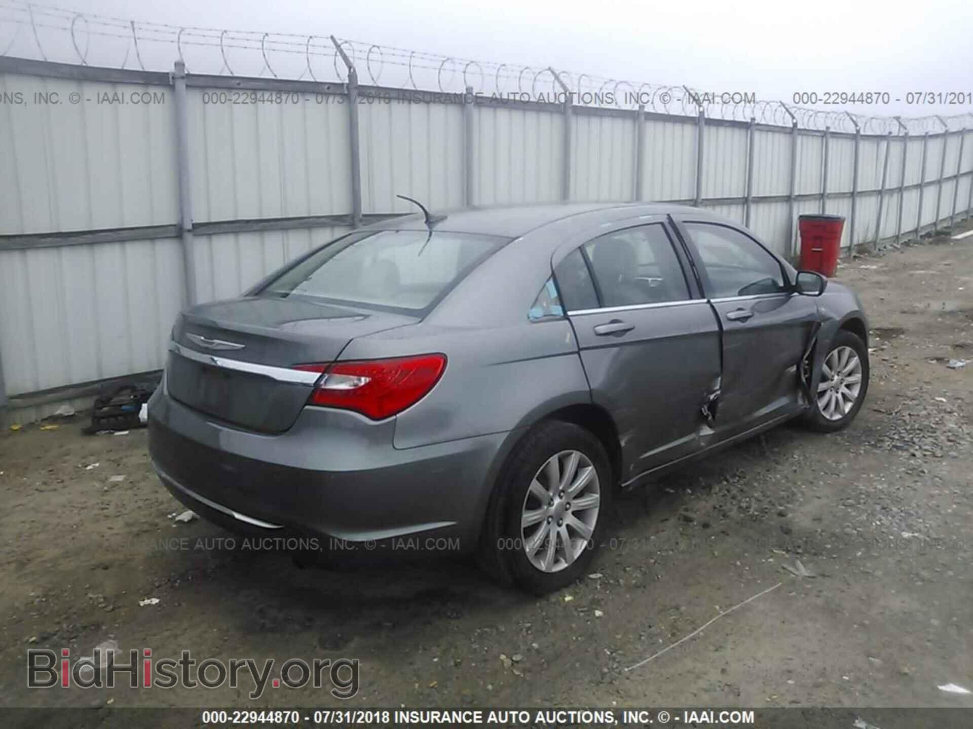 2013 Chrysler 200 - VIN: 1C3CCBBB0DN612274 - Фото 4
