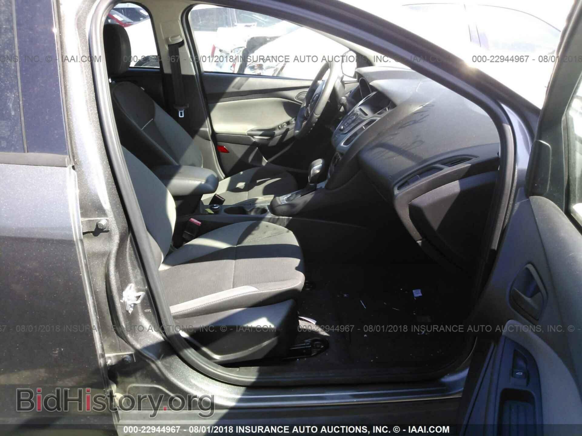 2012 Ford Focus - VIN: 1FAHP3F24CL217505 - Photo 5